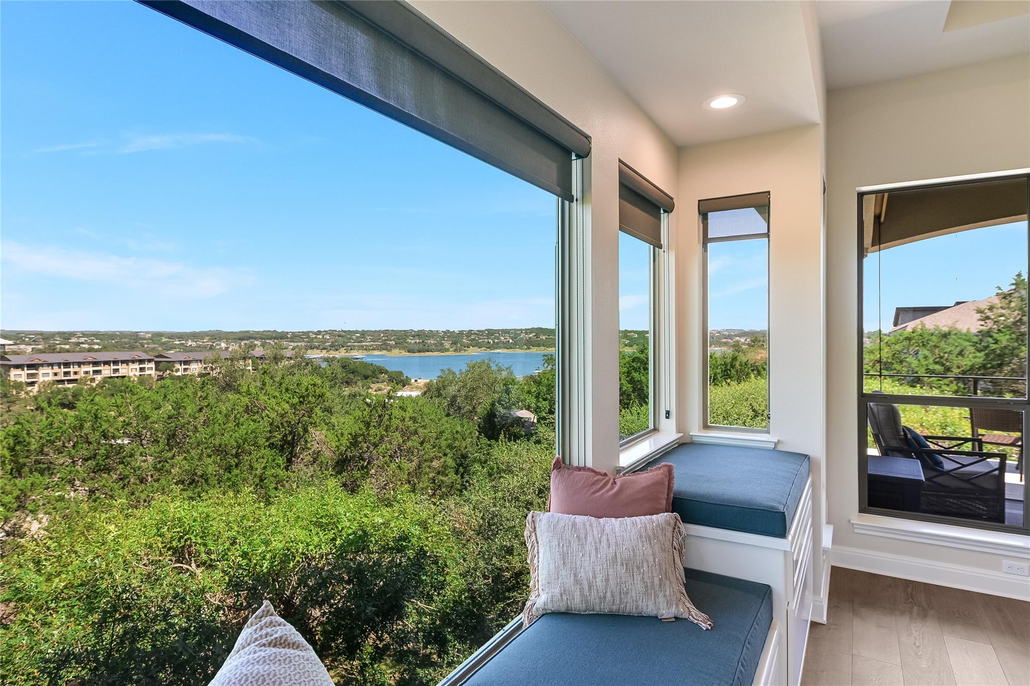 921 Electra, Lakeway, TX 78734