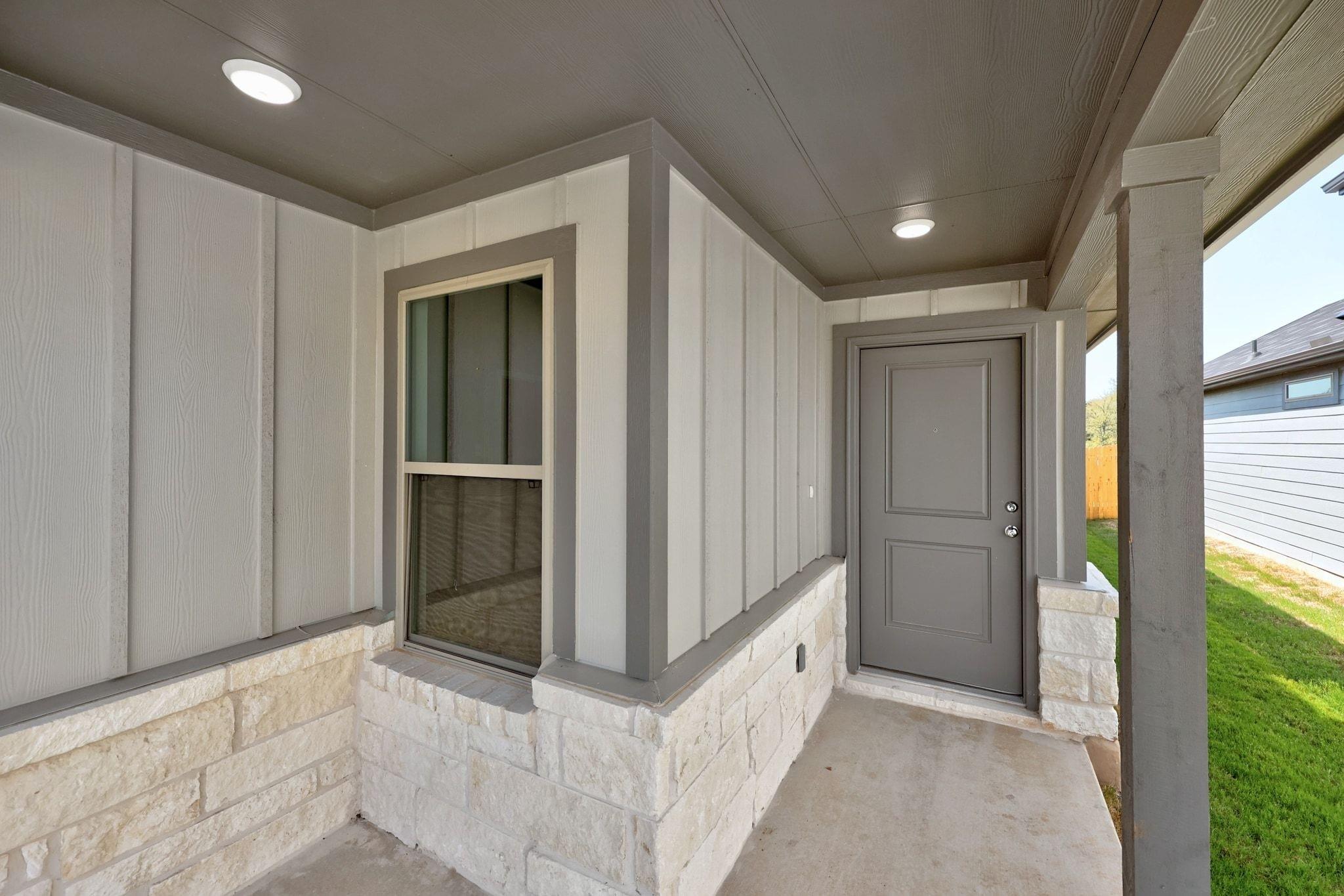 284 Bendecido Loop, Elgin, TX 78621