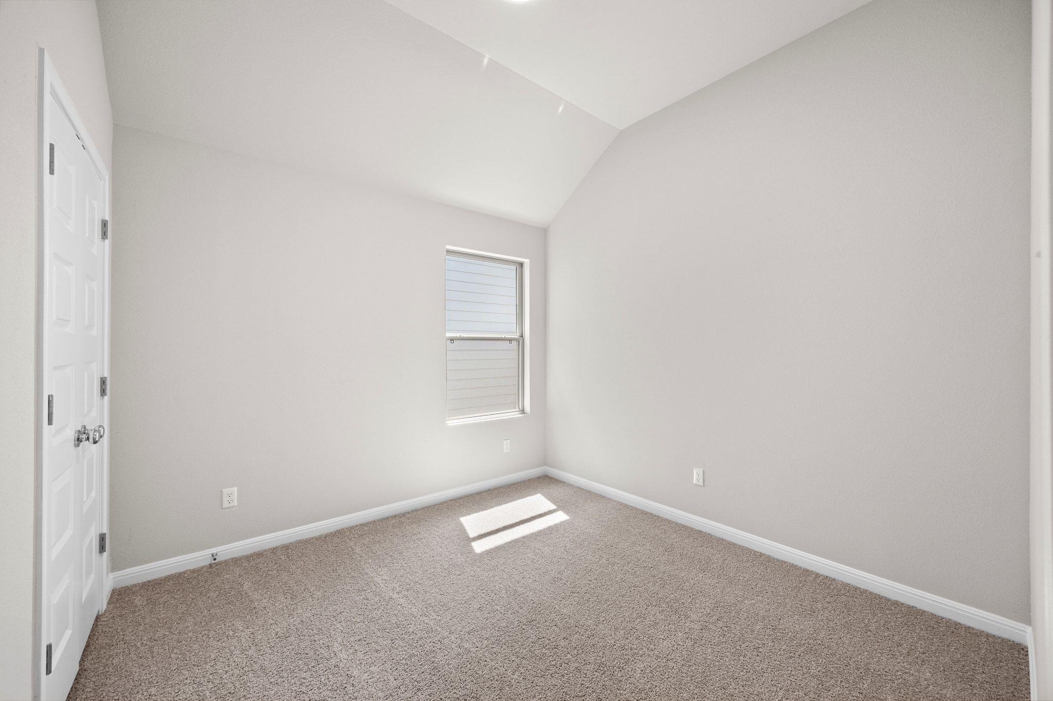 284 Bendecido Loop, Elgin, TX 78621