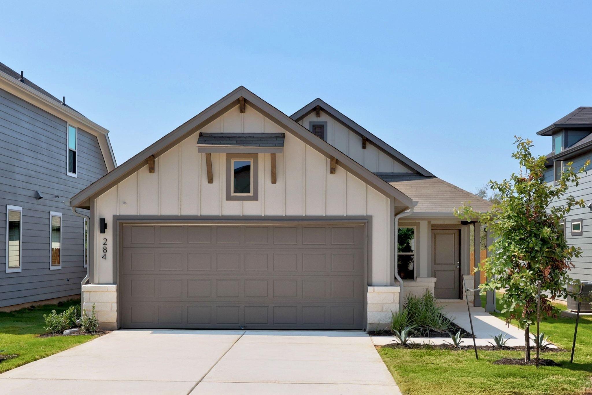 284 Bendecido Loop, Elgin, TX 78621