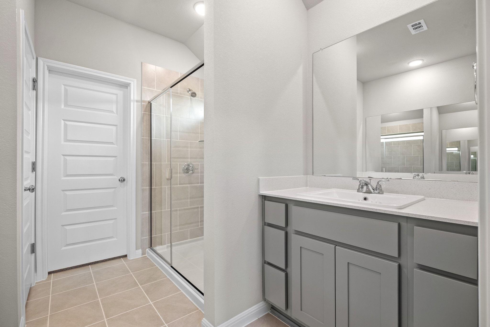 284 Bendecido Loop, Elgin, TX 78621