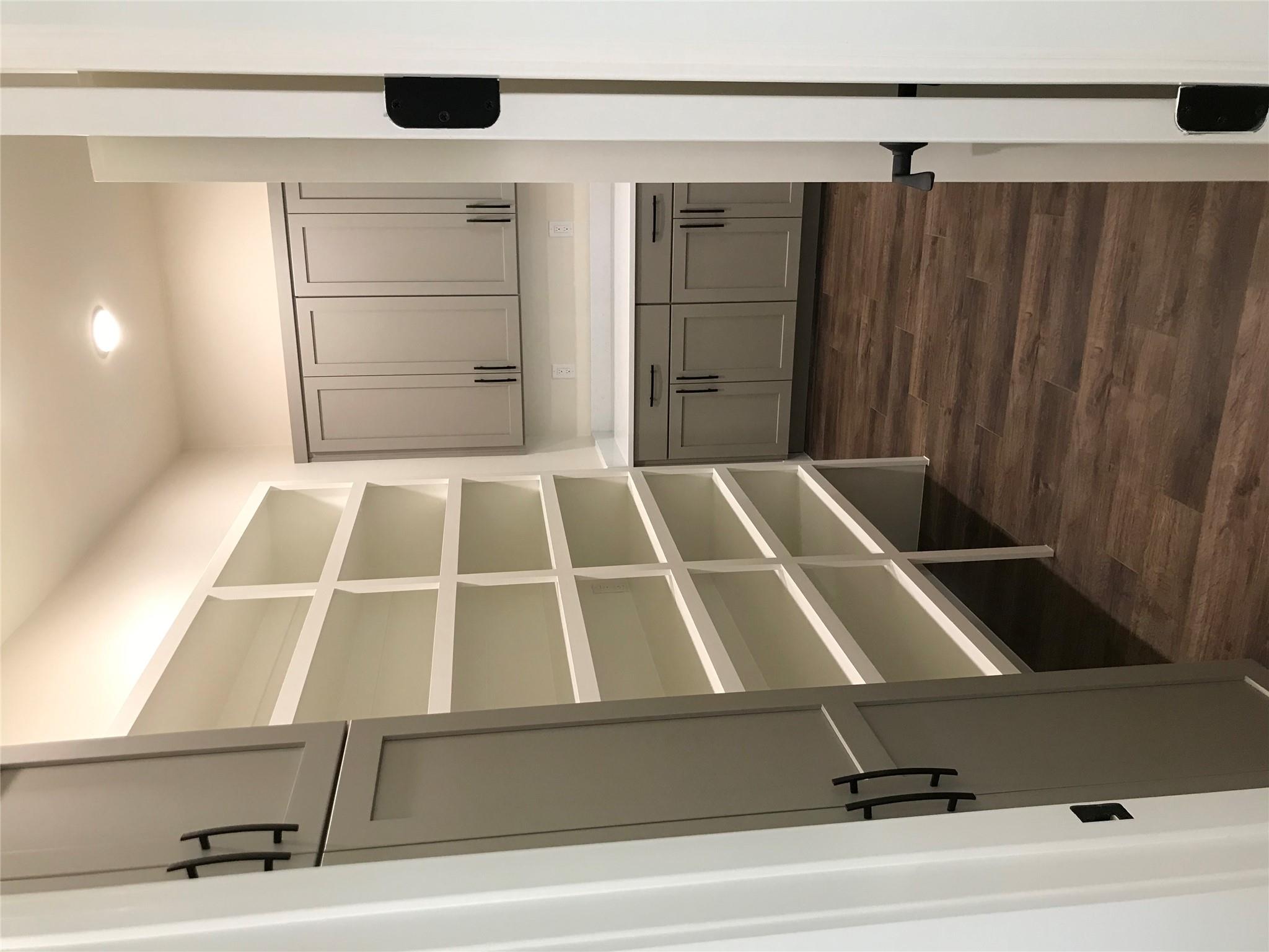 1402 Countryside Bnd, Fredericksburg, TX 78624