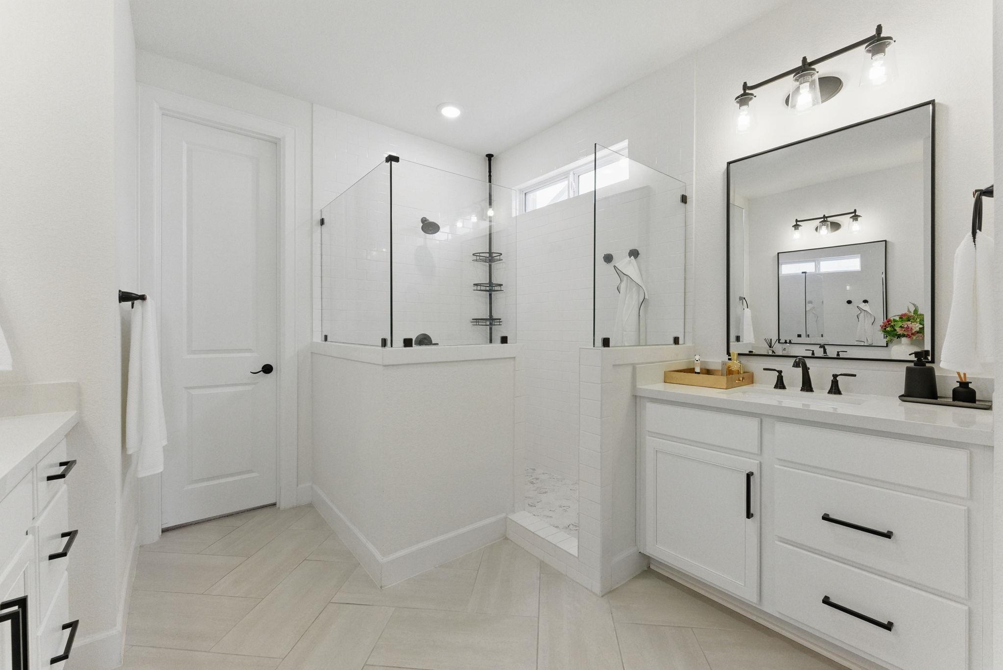 604 Buena Onda Way, Lakeway, TX 78738