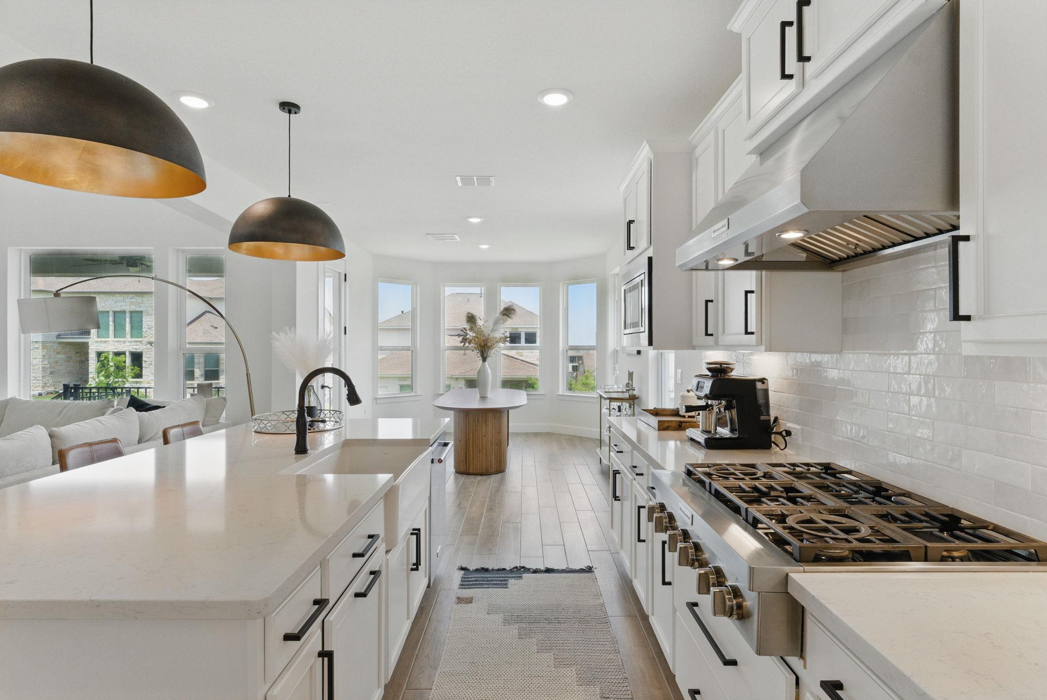 604 Buena Onda Way, Lakeway, TX 78738