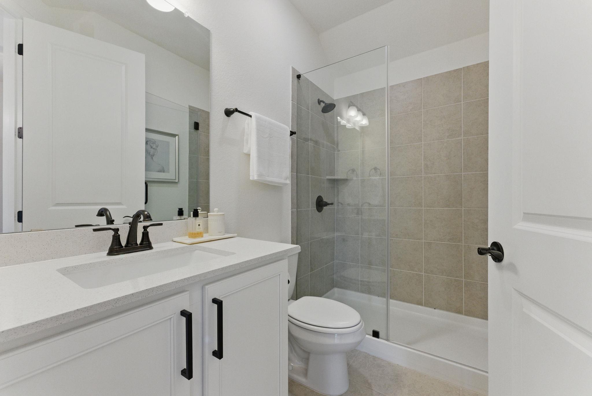 604 Buena Onda Way, Lakeway, TX 78738