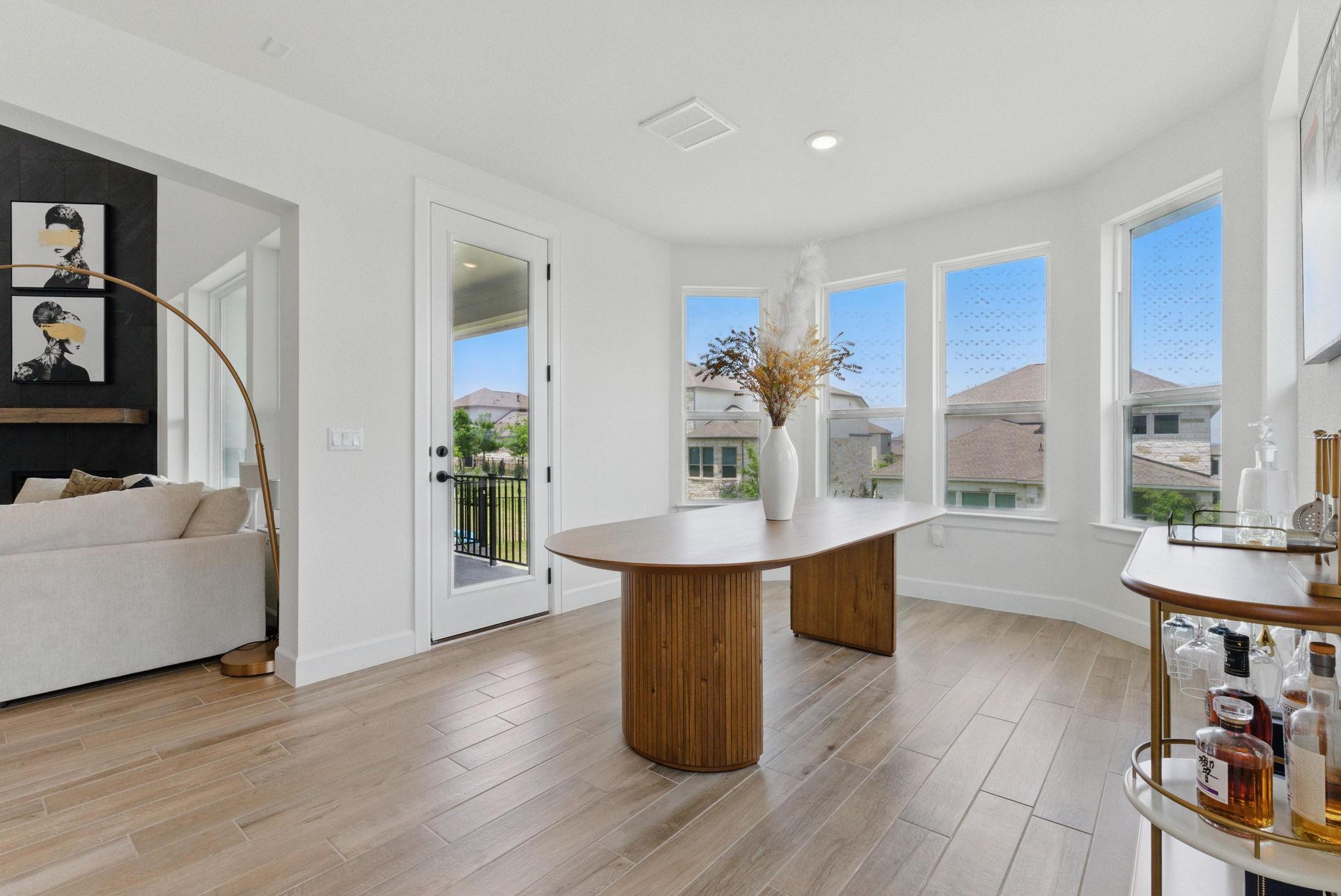 604 Buena Onda Way, Lakeway, TX 78738