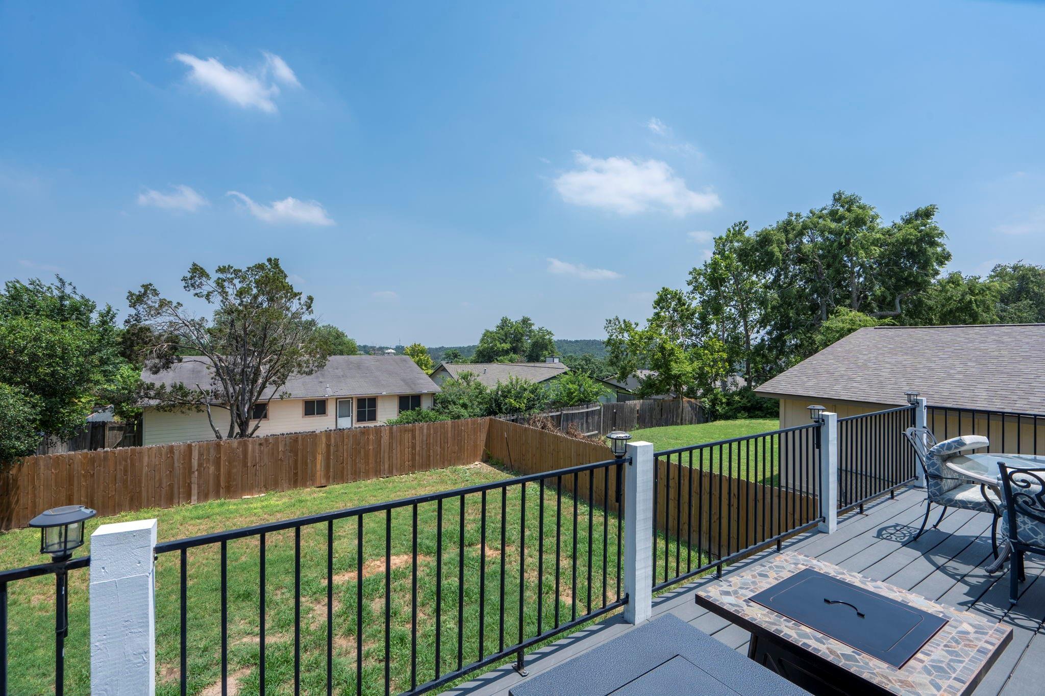 8559 Red Willow Dr, Austin, TX 78736