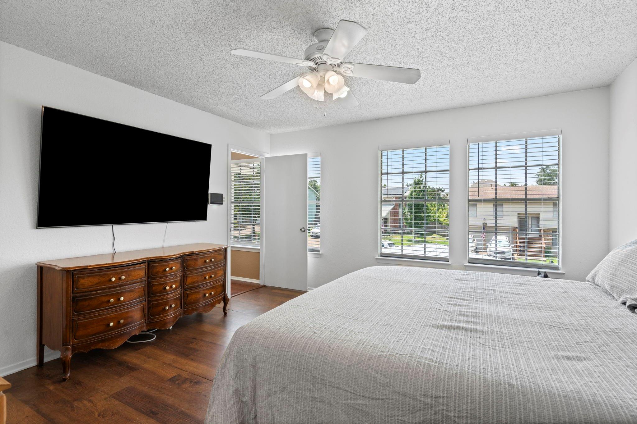 8559 Red Willow Dr, Austin, TX 78736