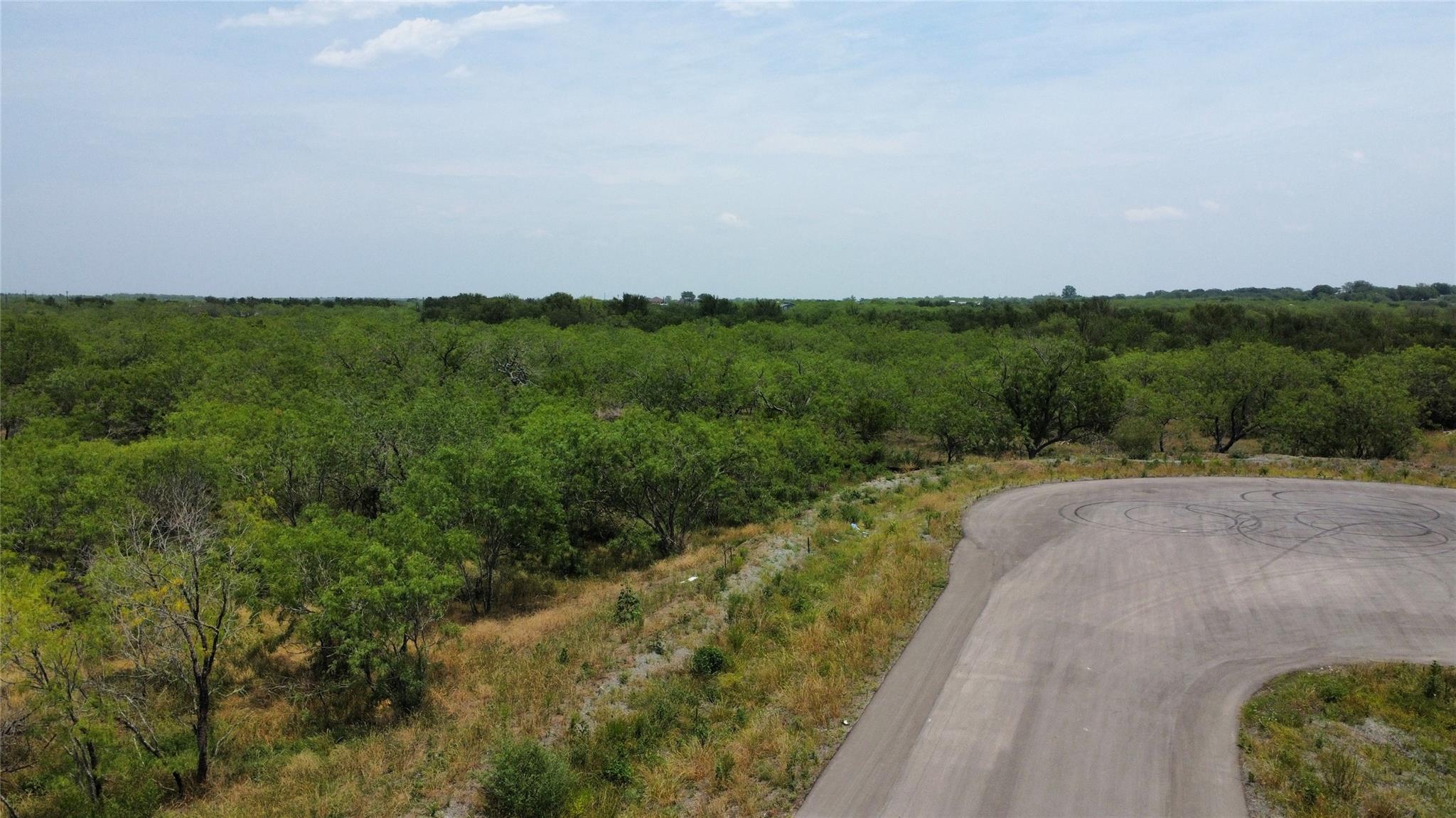 125 Eloise Court, Lockhart, TX 78644