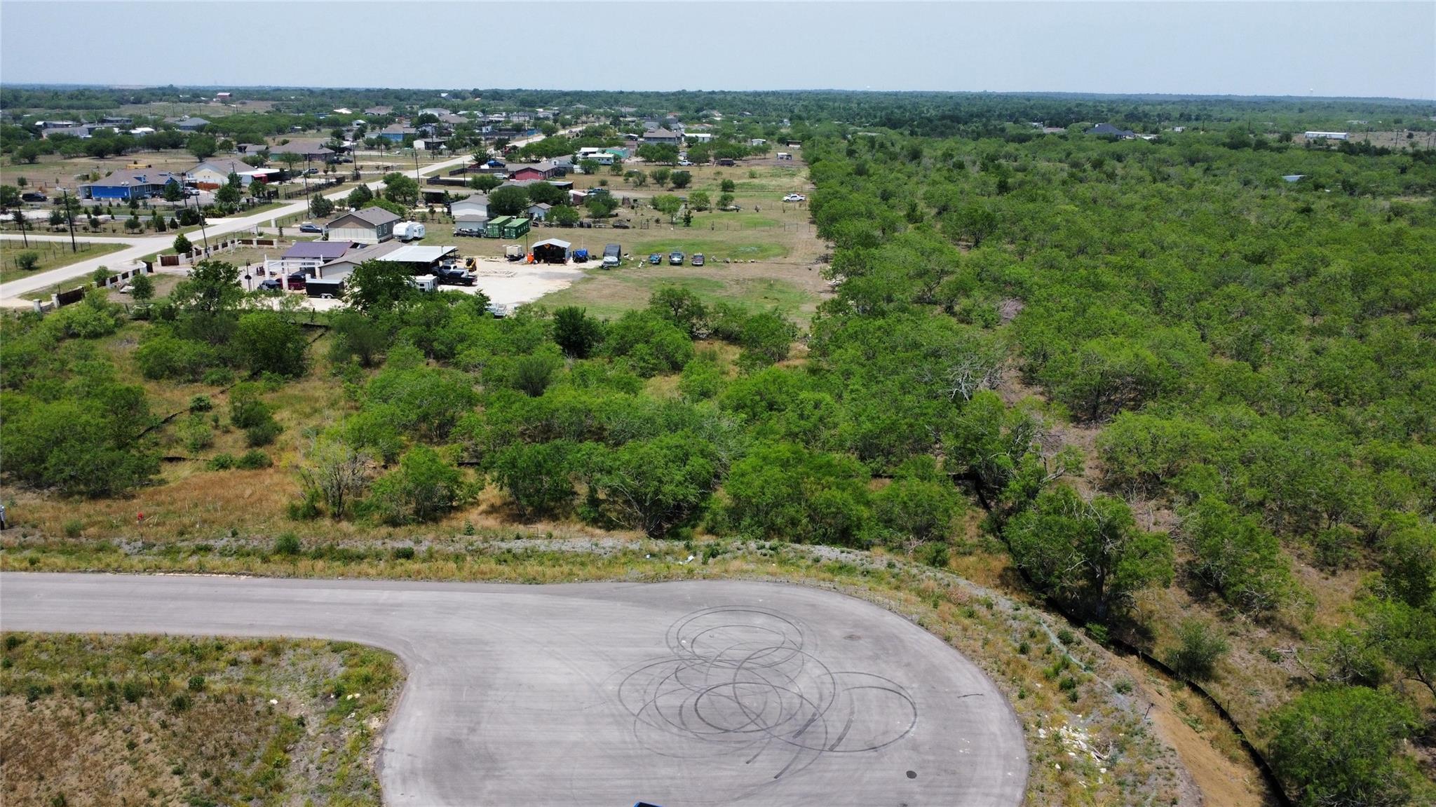 125 Eloise Court, Lockhart, TX 78644