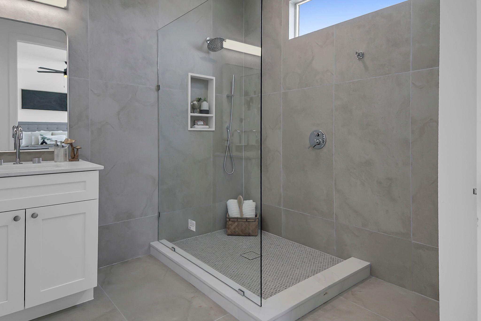 214 Ulupau Cir, Bastrop, TX 78602
