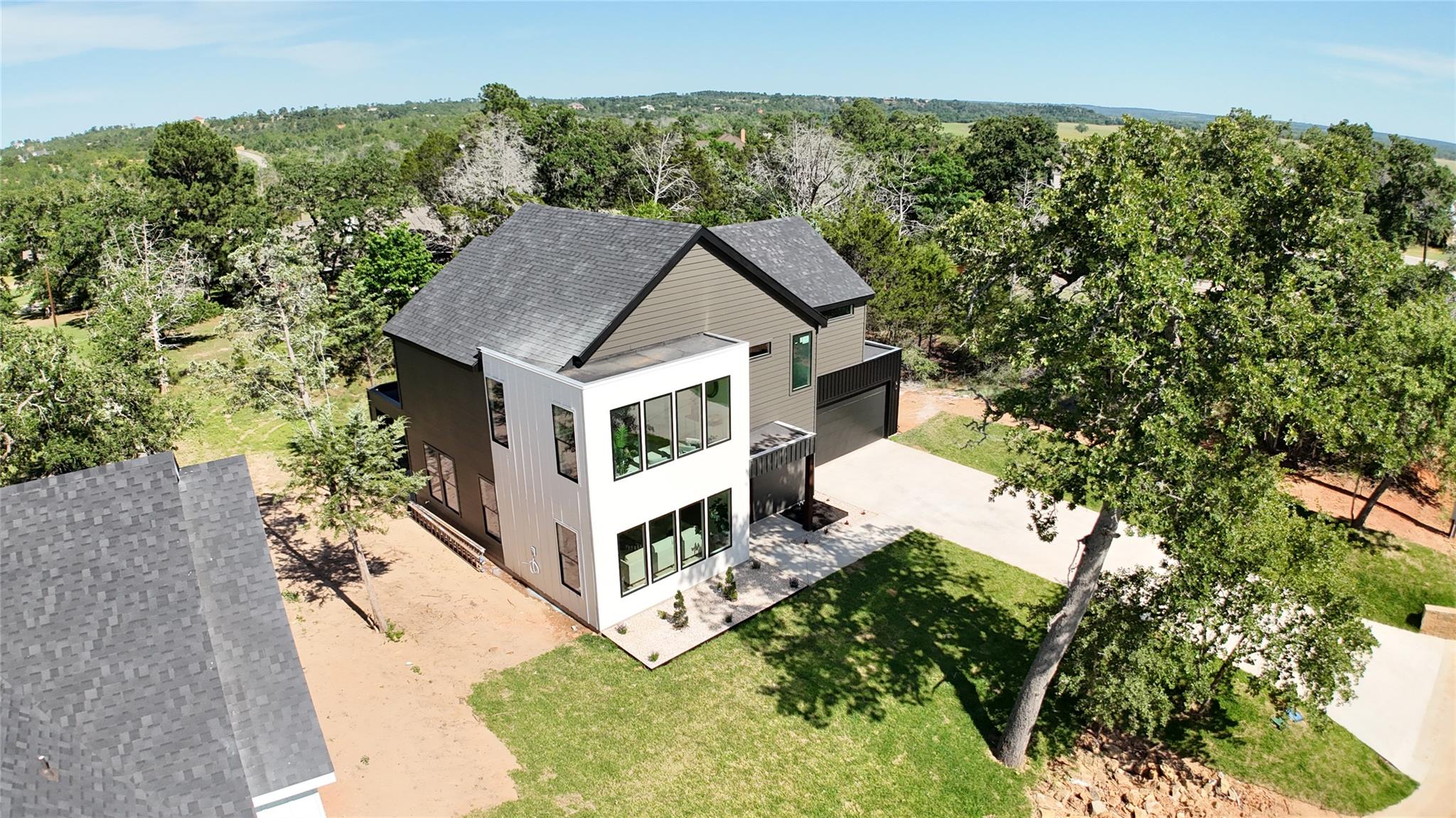 214 Ulupau Cir, Bastrop, TX 78602