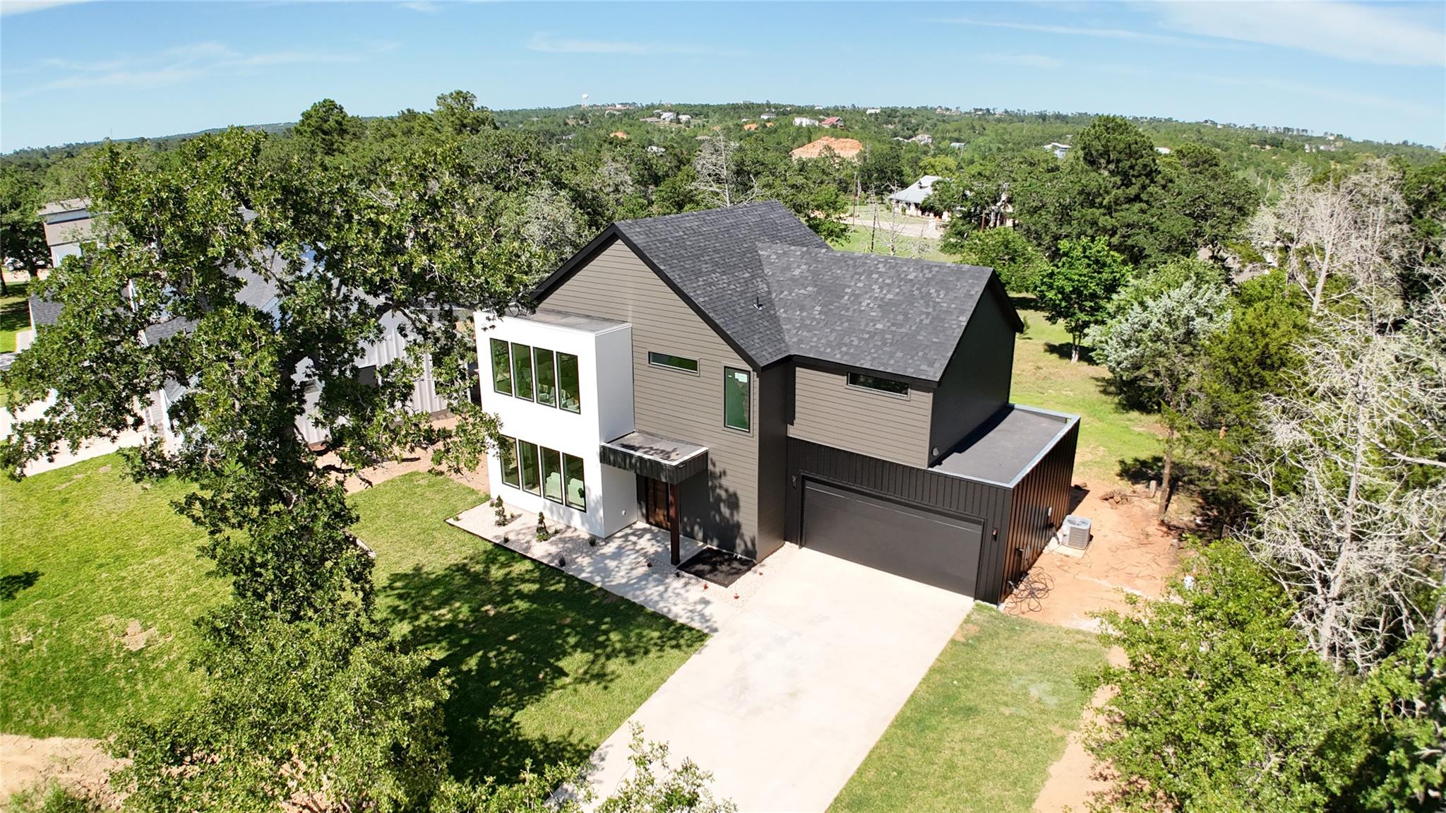214 Ulupau Cir, Bastrop, TX 78602
