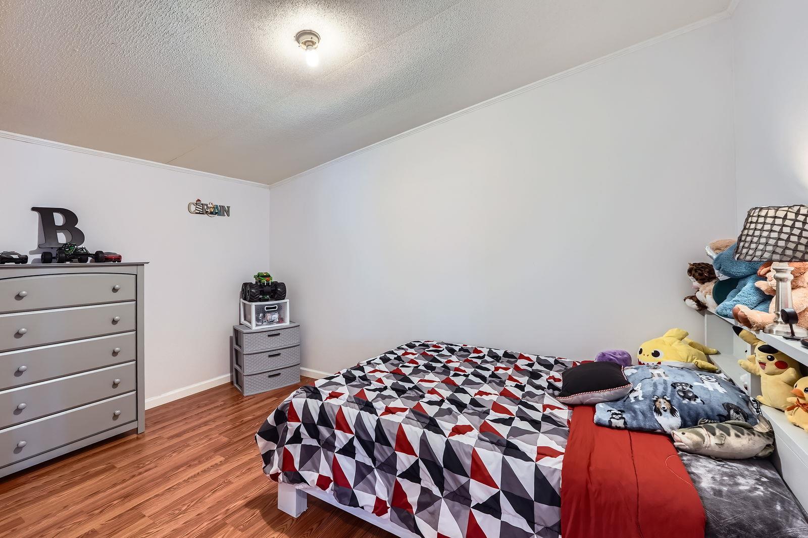 27 Blake Rd, Maxwell, TX 78656