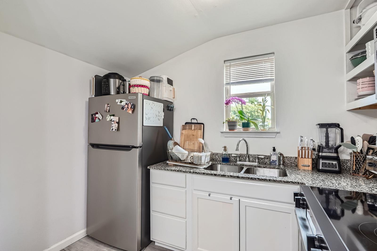 27 Blake Rd, Maxwell, TX 78656