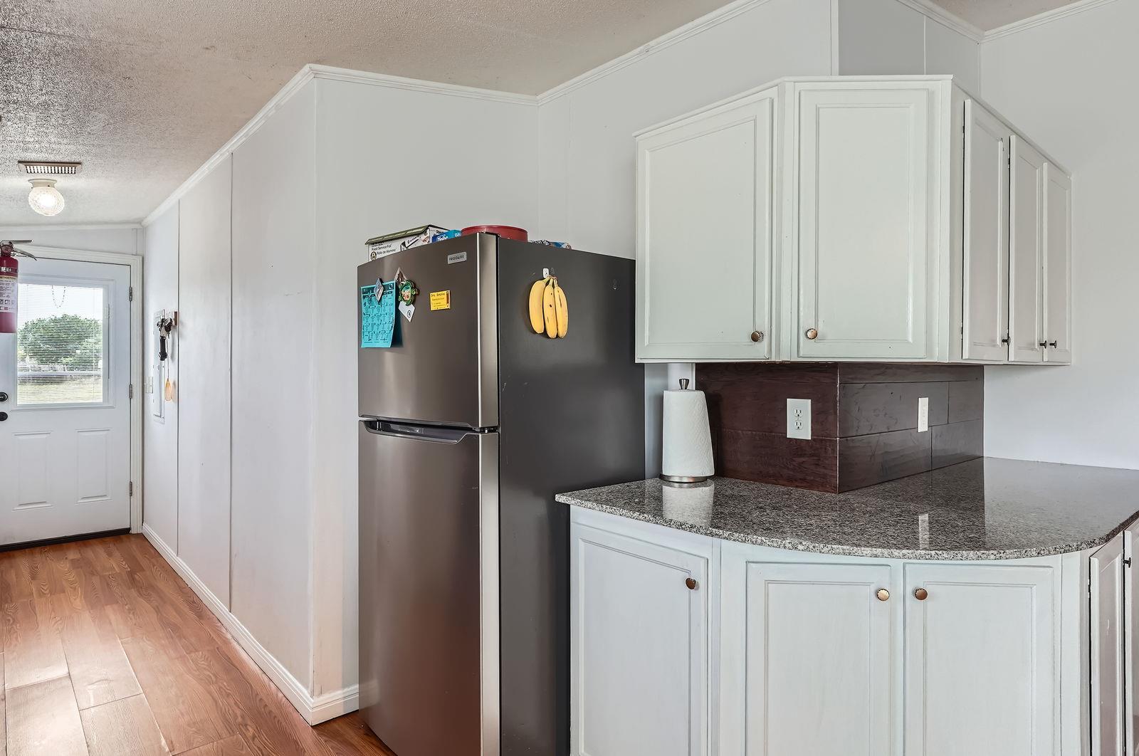 27 Blake Rd, Maxwell, TX 78656