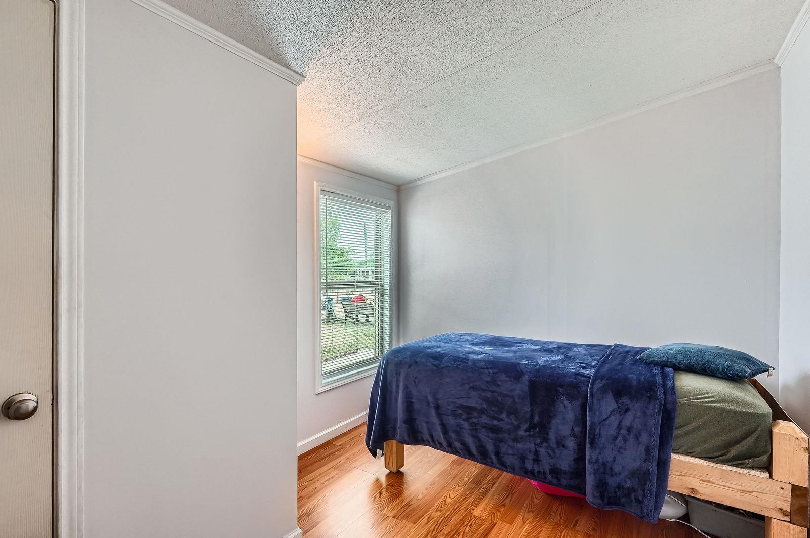 27 Blake Rd, Maxwell, TX 78656