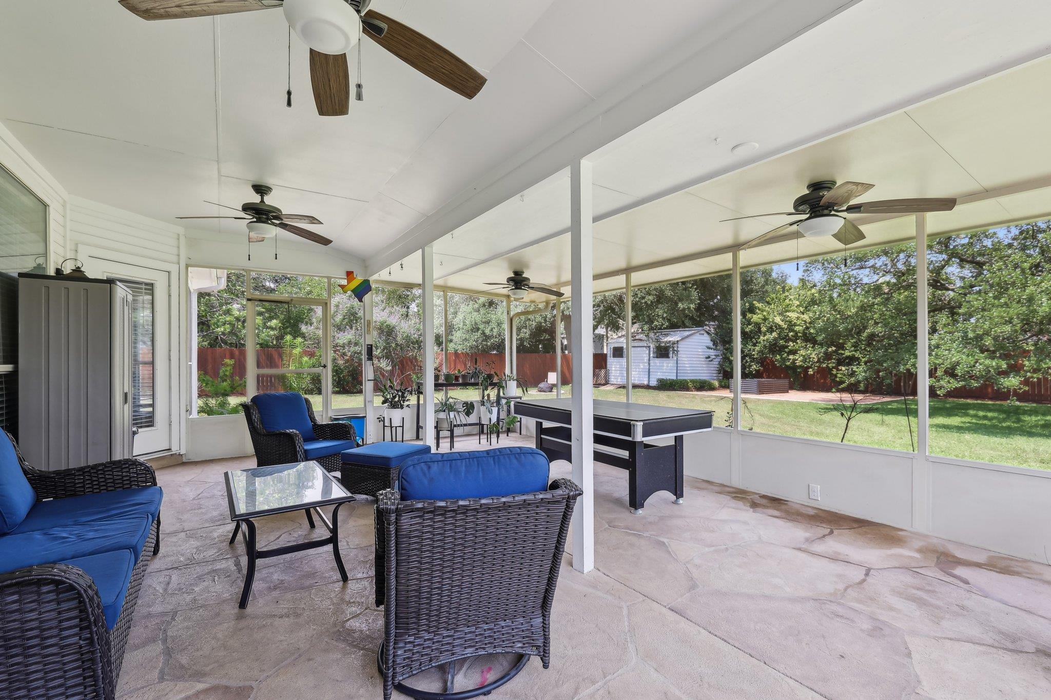 602 Leisurewoods Dr, Buda, TX 78610