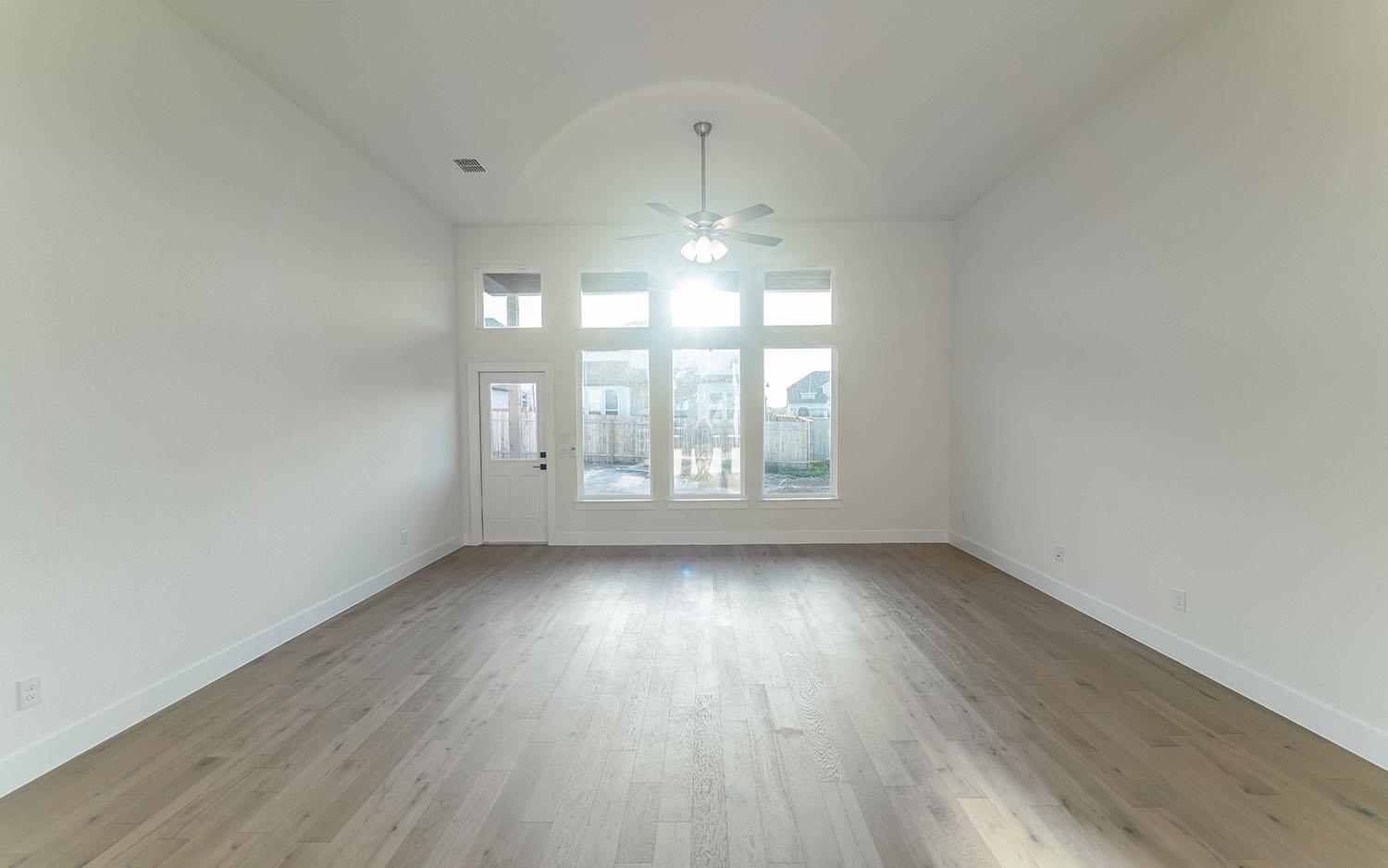 200 Hollister Dr, Liberty Hill, TX 78642