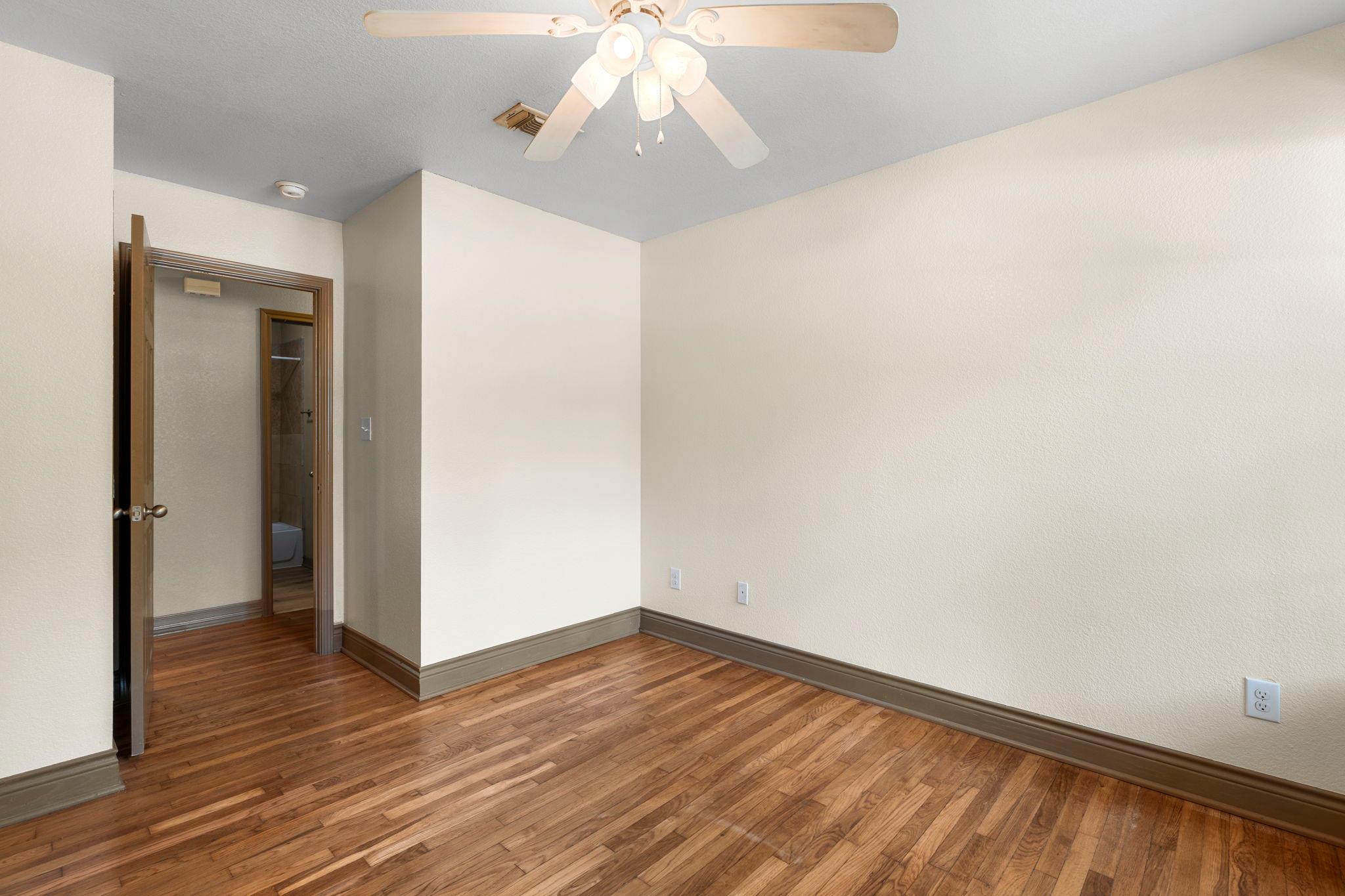 1203 Haynes St, San Marcos, TX 78666