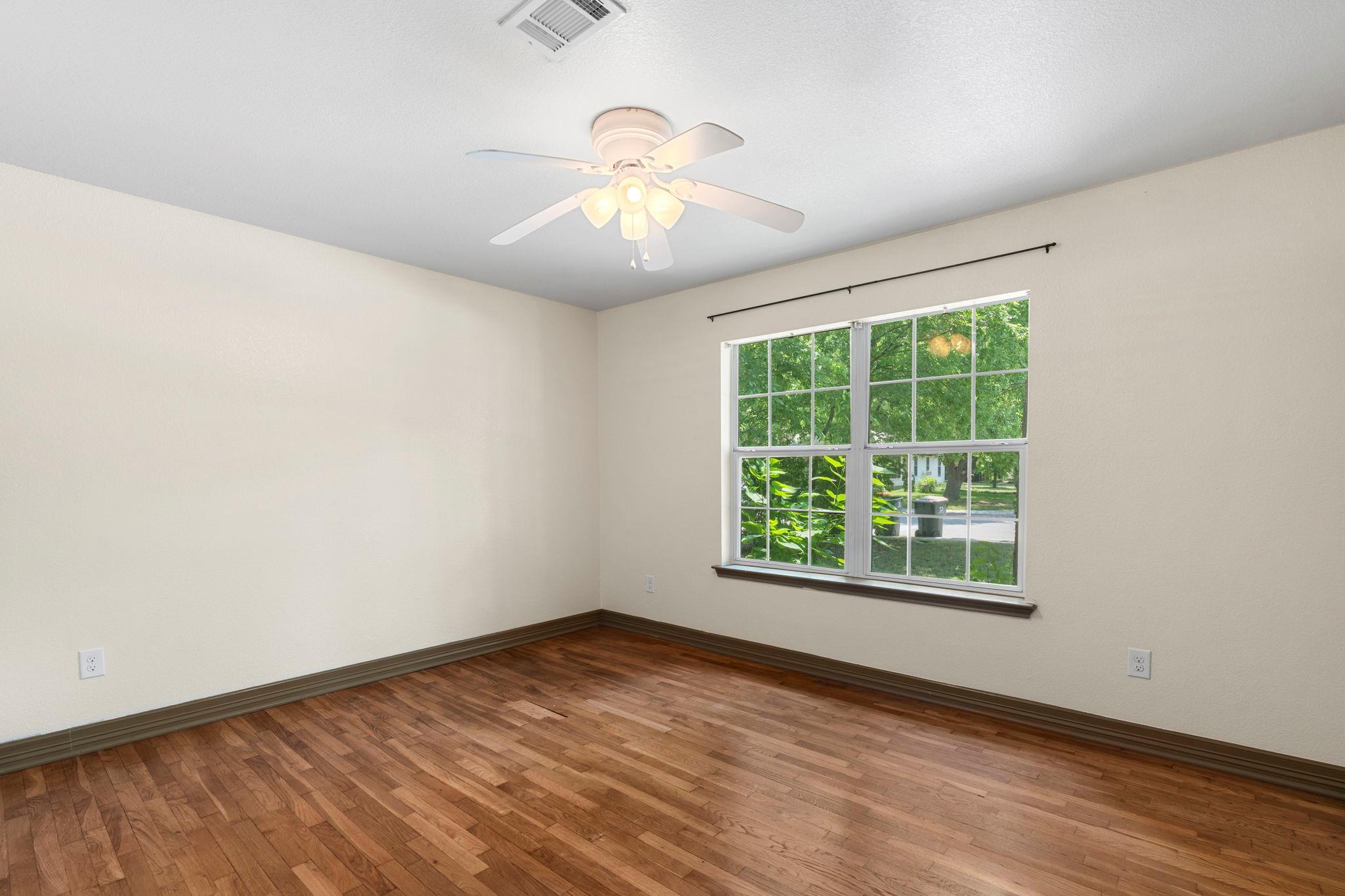 1203 Haynes St, San Marcos, TX 78666