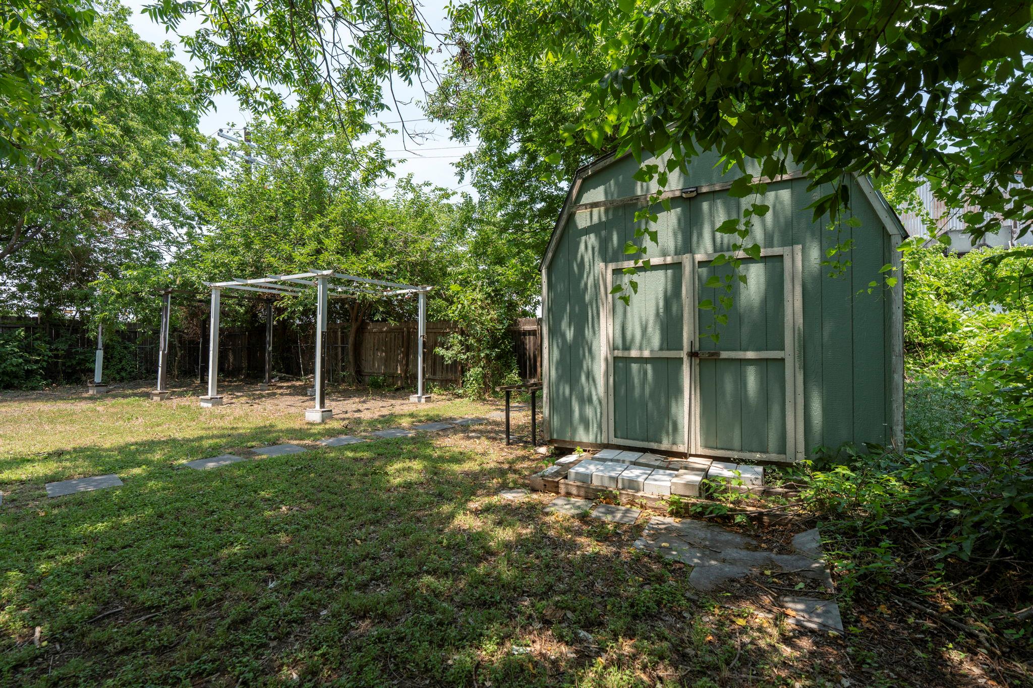 1203 Haynes St, San Marcos, TX 78666