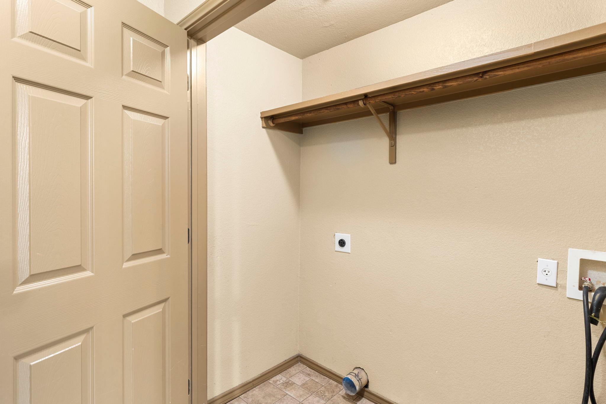 1203 Haynes St, San Marcos, TX 78666