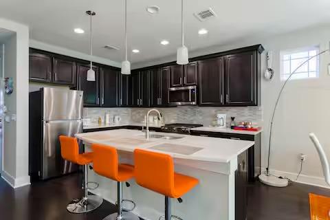 807 E 16th St # A, Austin, TX 78702