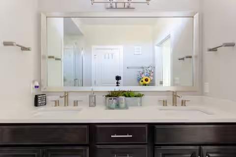 807 E 16th St # A, Austin, TX 78702