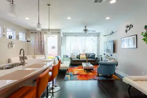 807 E 16th St # A, Austin, TX 78702