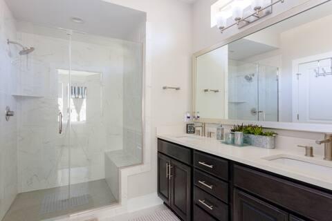 807 E 16th St # A, Austin, TX 78702