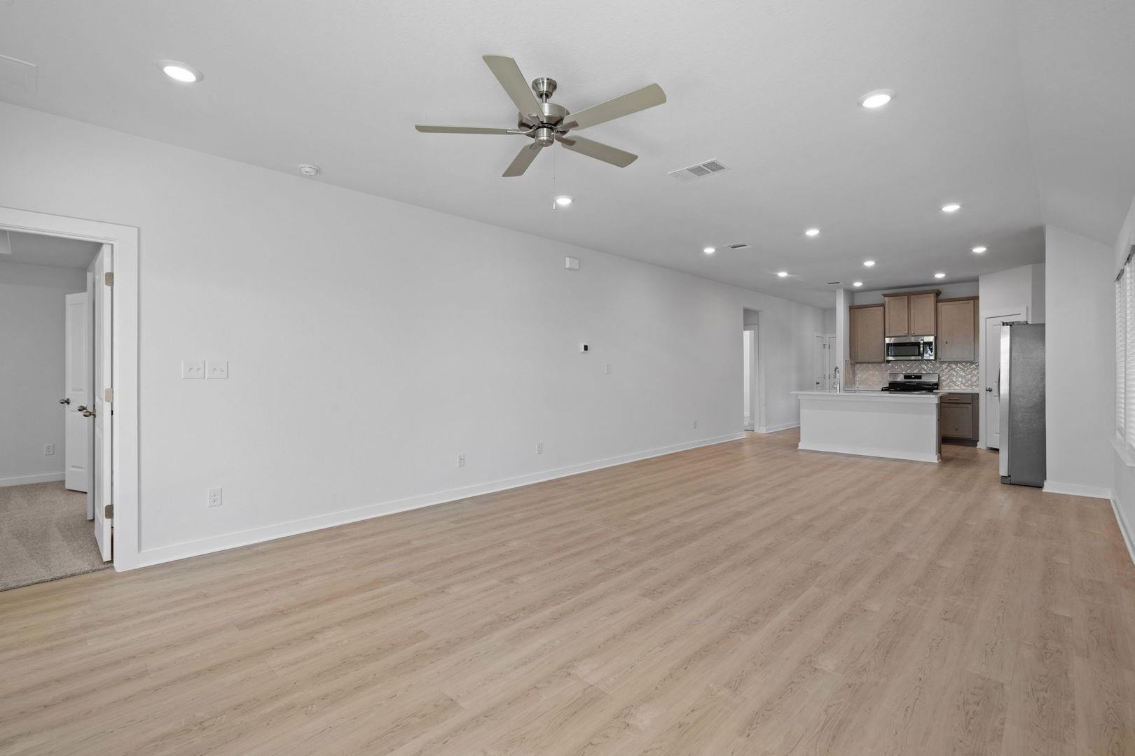 212 Brandywine Rd, Hutto, TX 78634