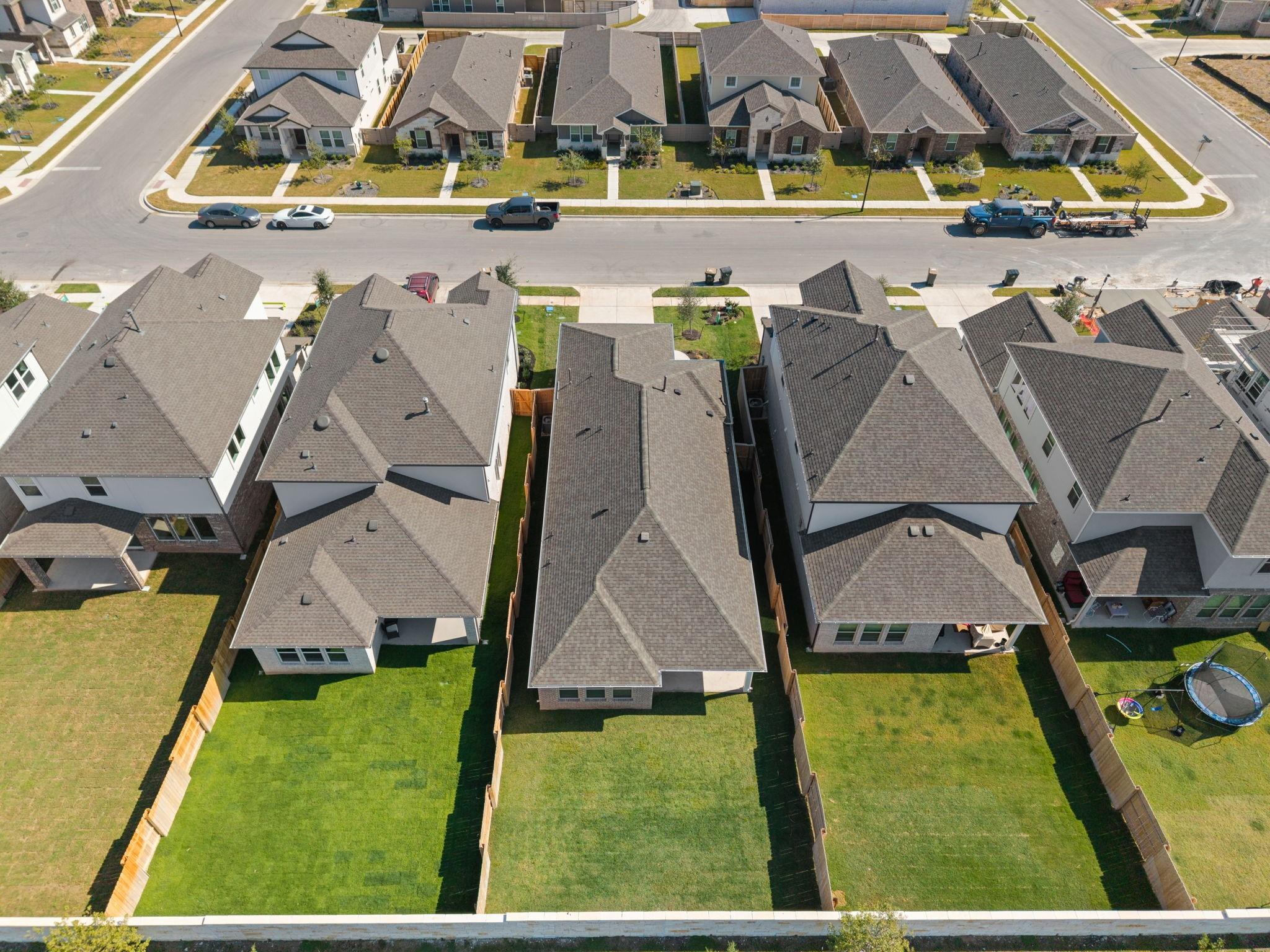 212 Brandywine Rd, Hutto, TX 78634