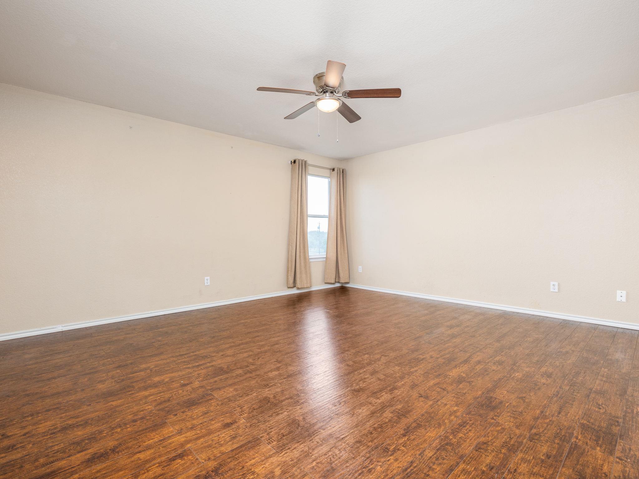 235 Herrera Trl, Hutto, TX 78634