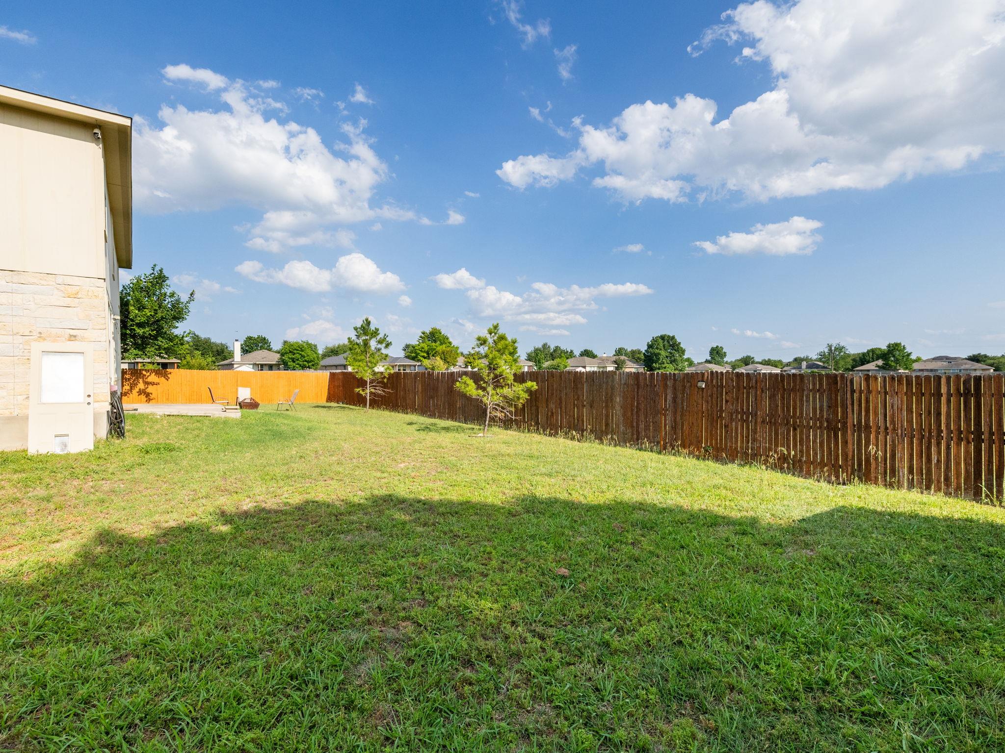 235 Herrera Trl, Hutto, TX 78634