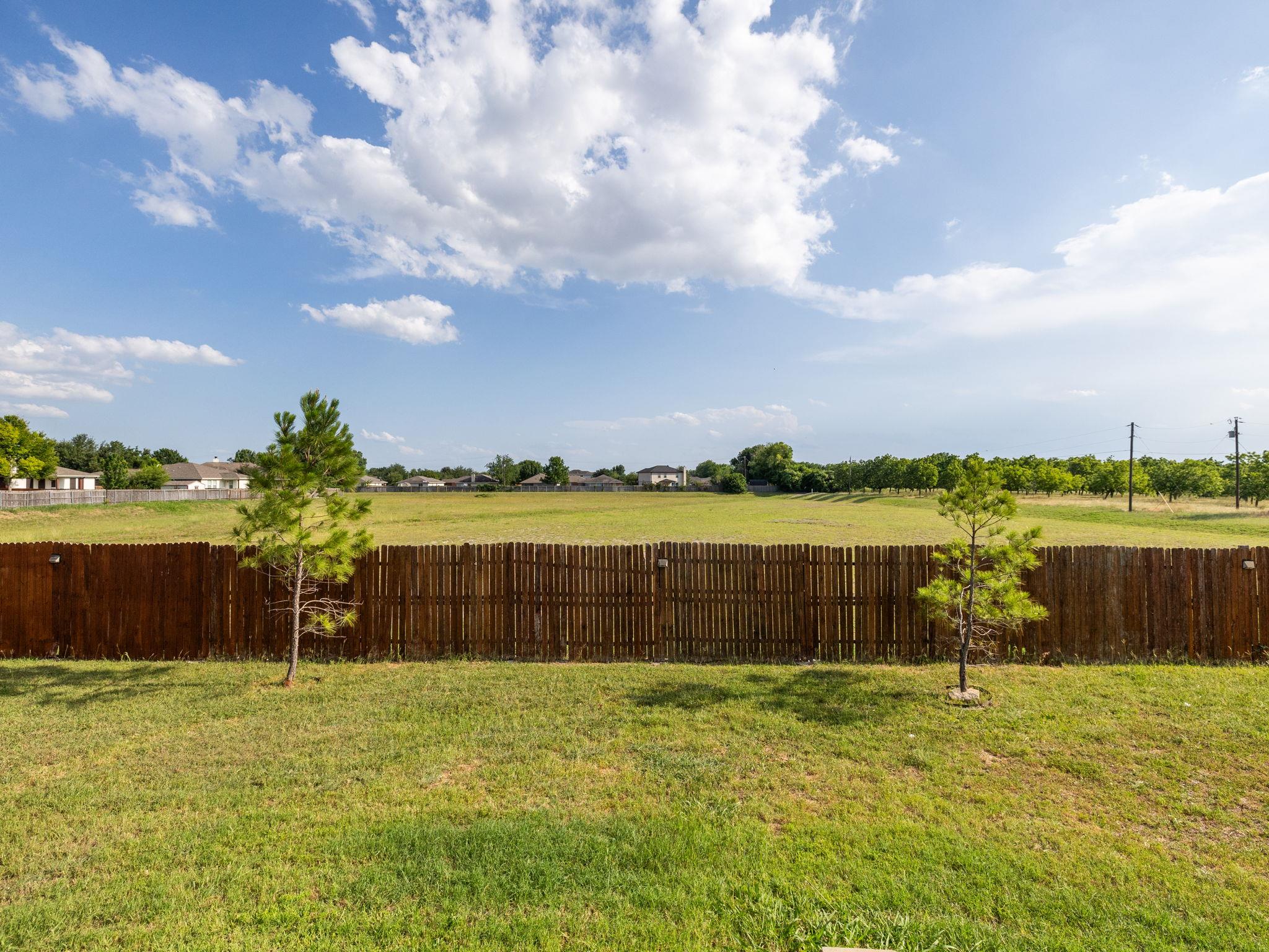 235 Herrera Trl, Hutto, TX 78634