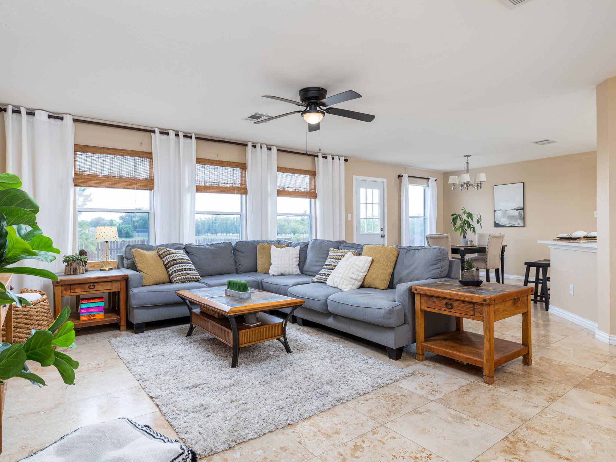 235 Herrera Trl, Hutto, TX 78634