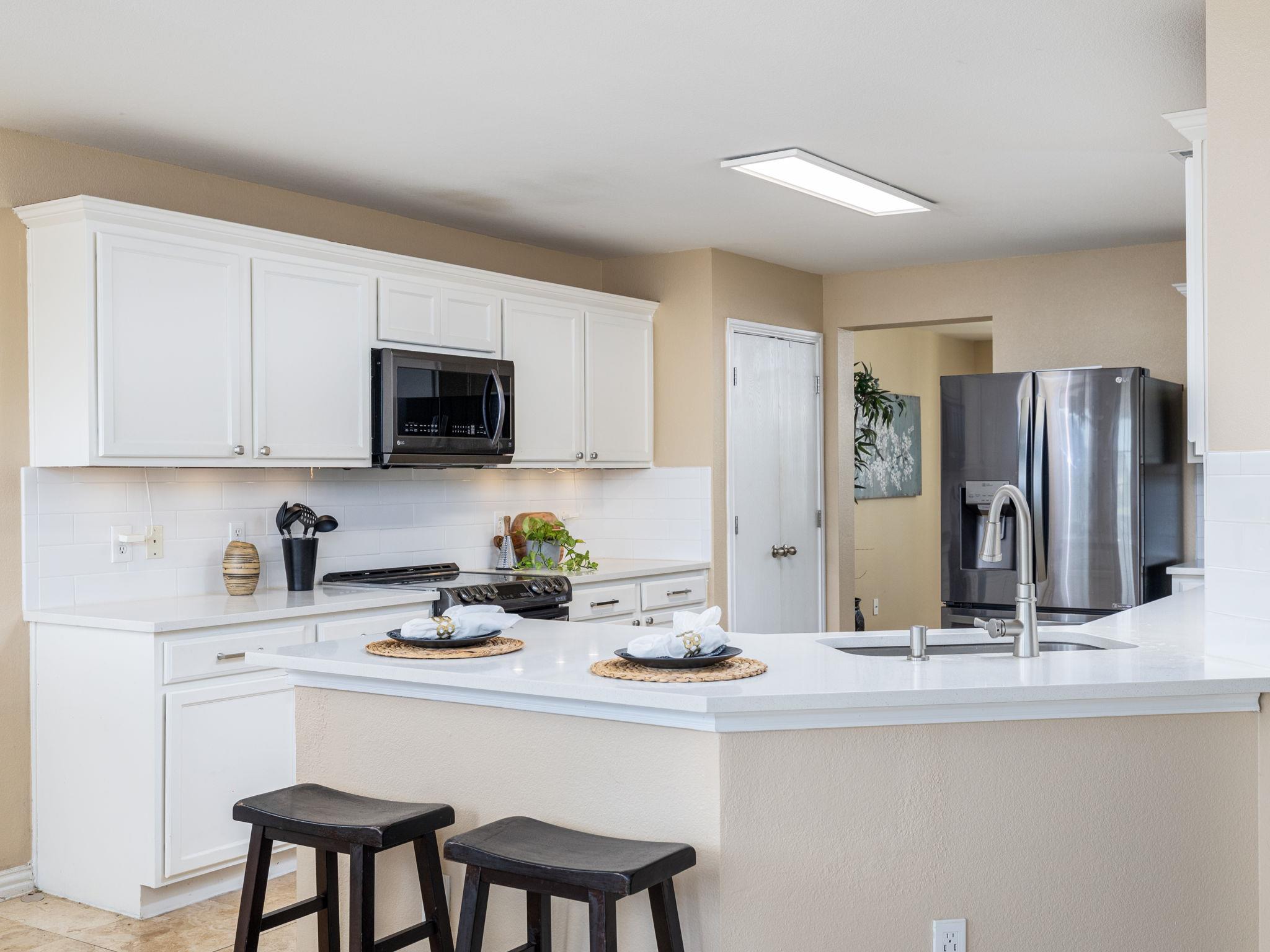 235 Herrera Trl, Hutto, TX 78634