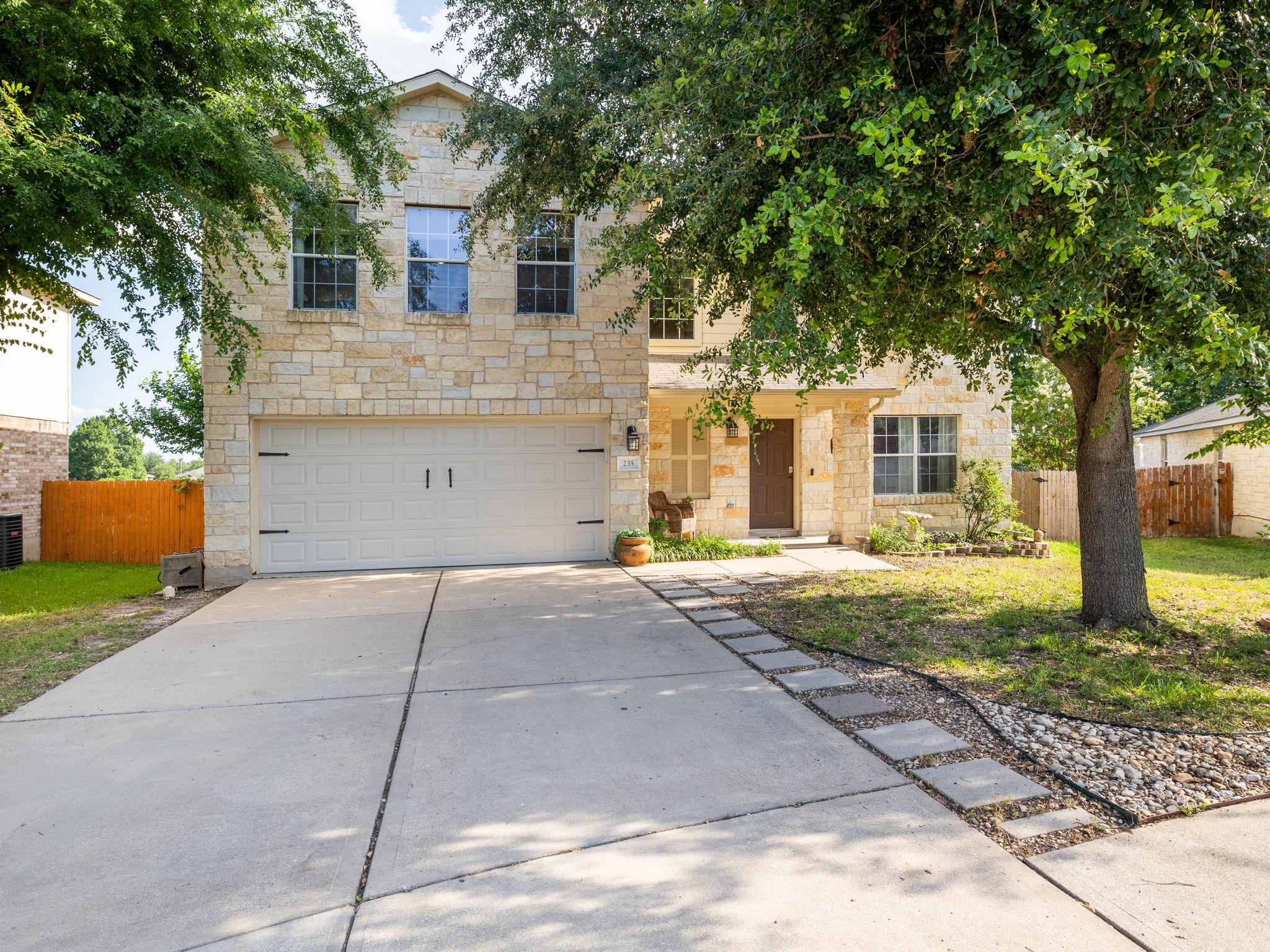 235 Herrera Trl, Hutto, TX 78634