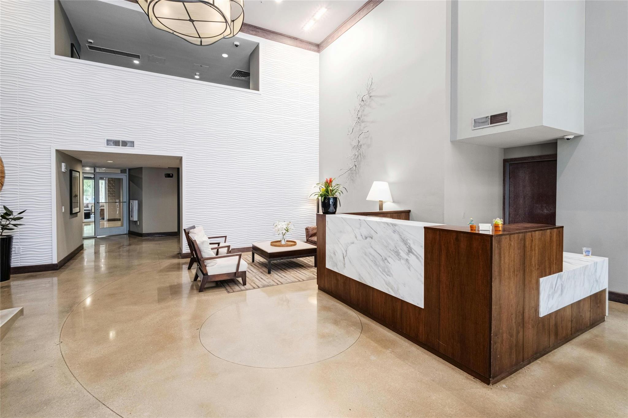 54 Rainey St # 814, Austin, TX 78701