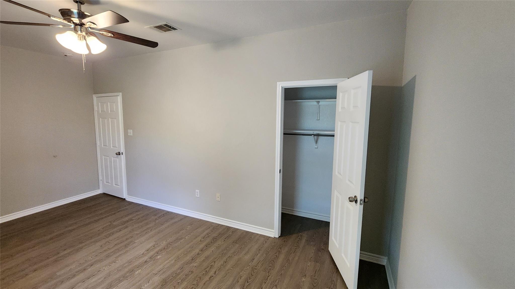 605 M L K Blvd # A, Elgin, TX 78621