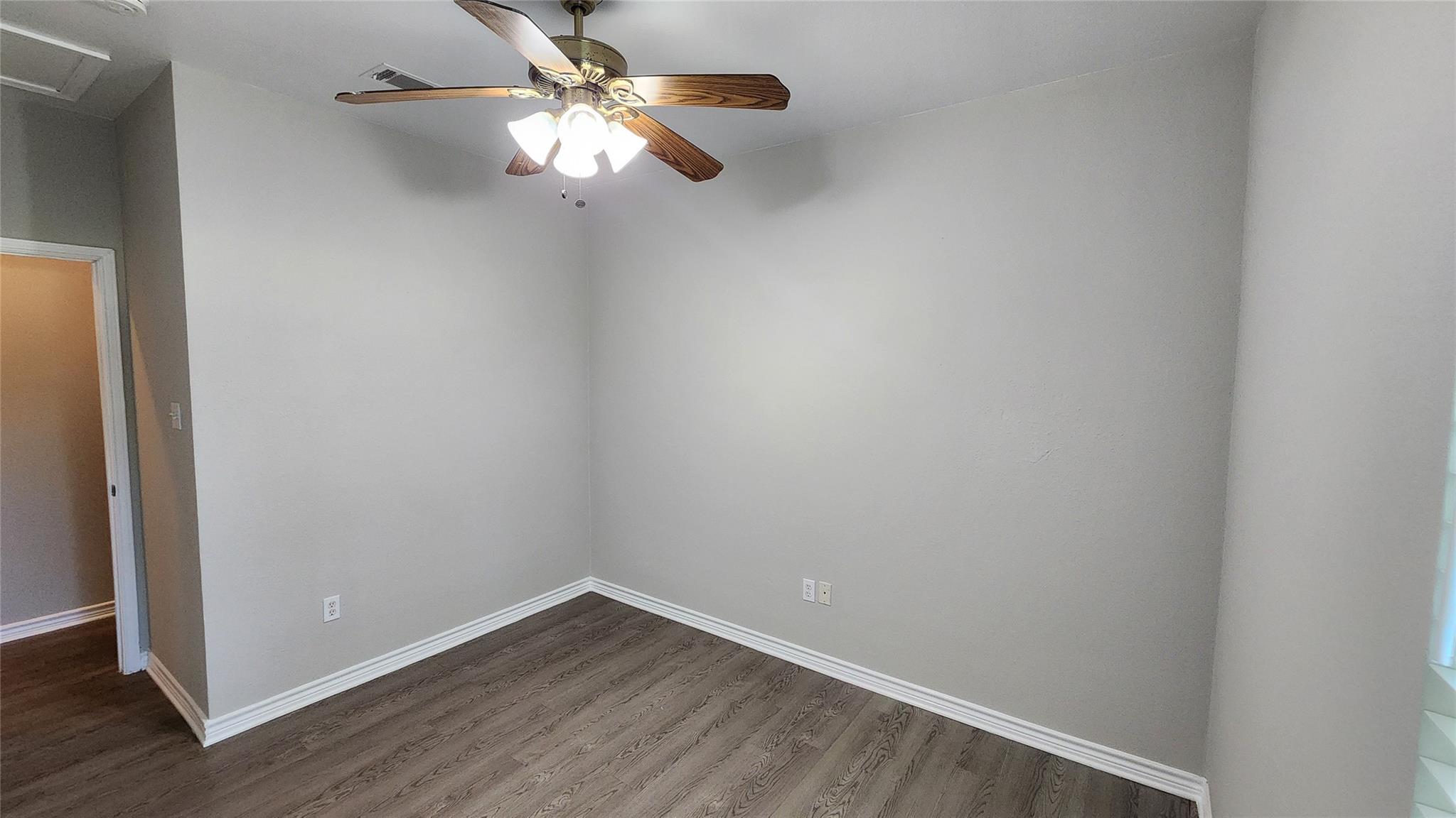 605 M L K Blvd # A, Elgin, TX 78621