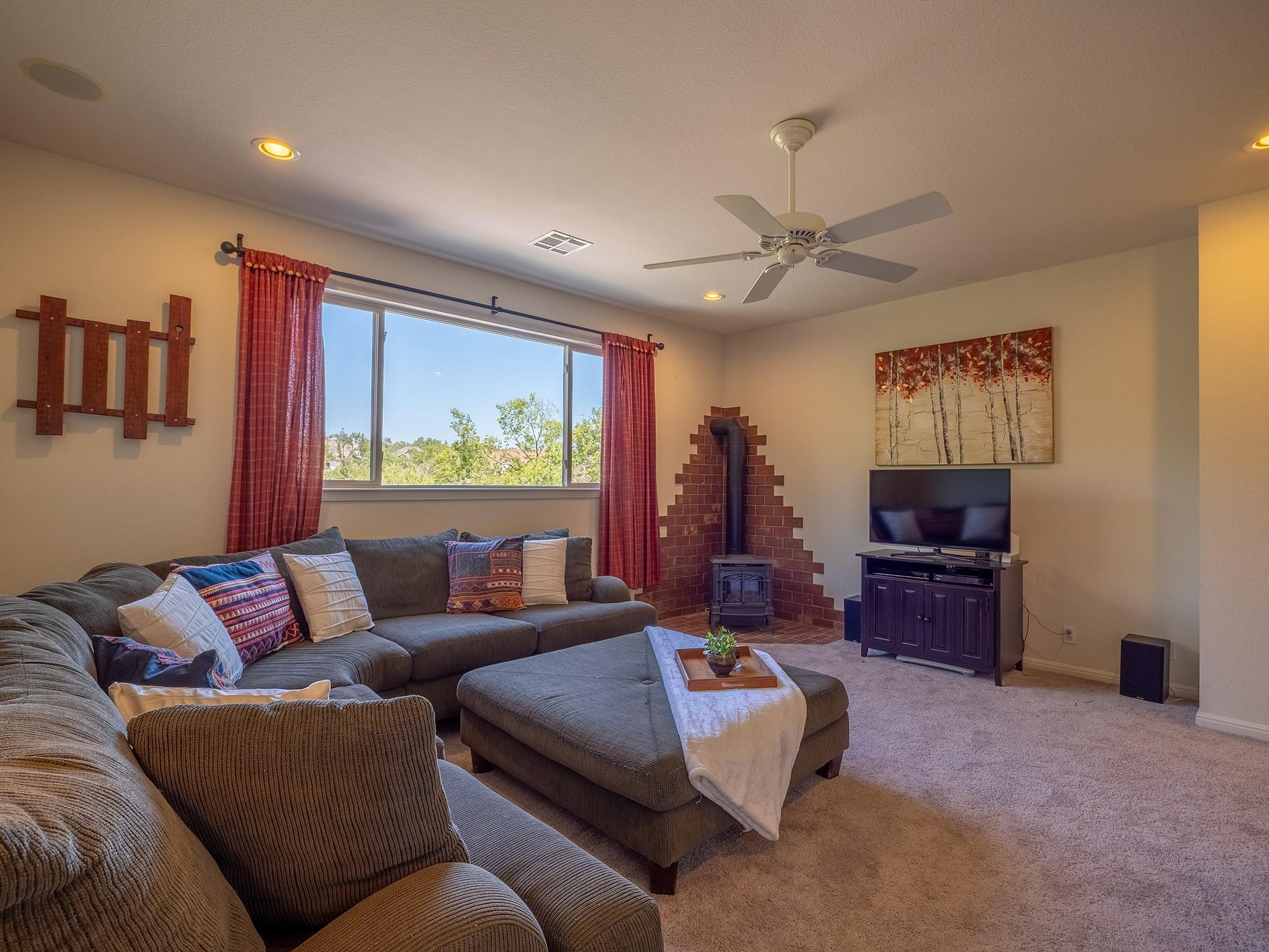 10731 CASSIA Dr, Austin, TX 78759