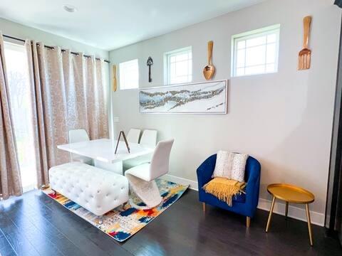 807 E 16th St # B, Austin, TX 78702