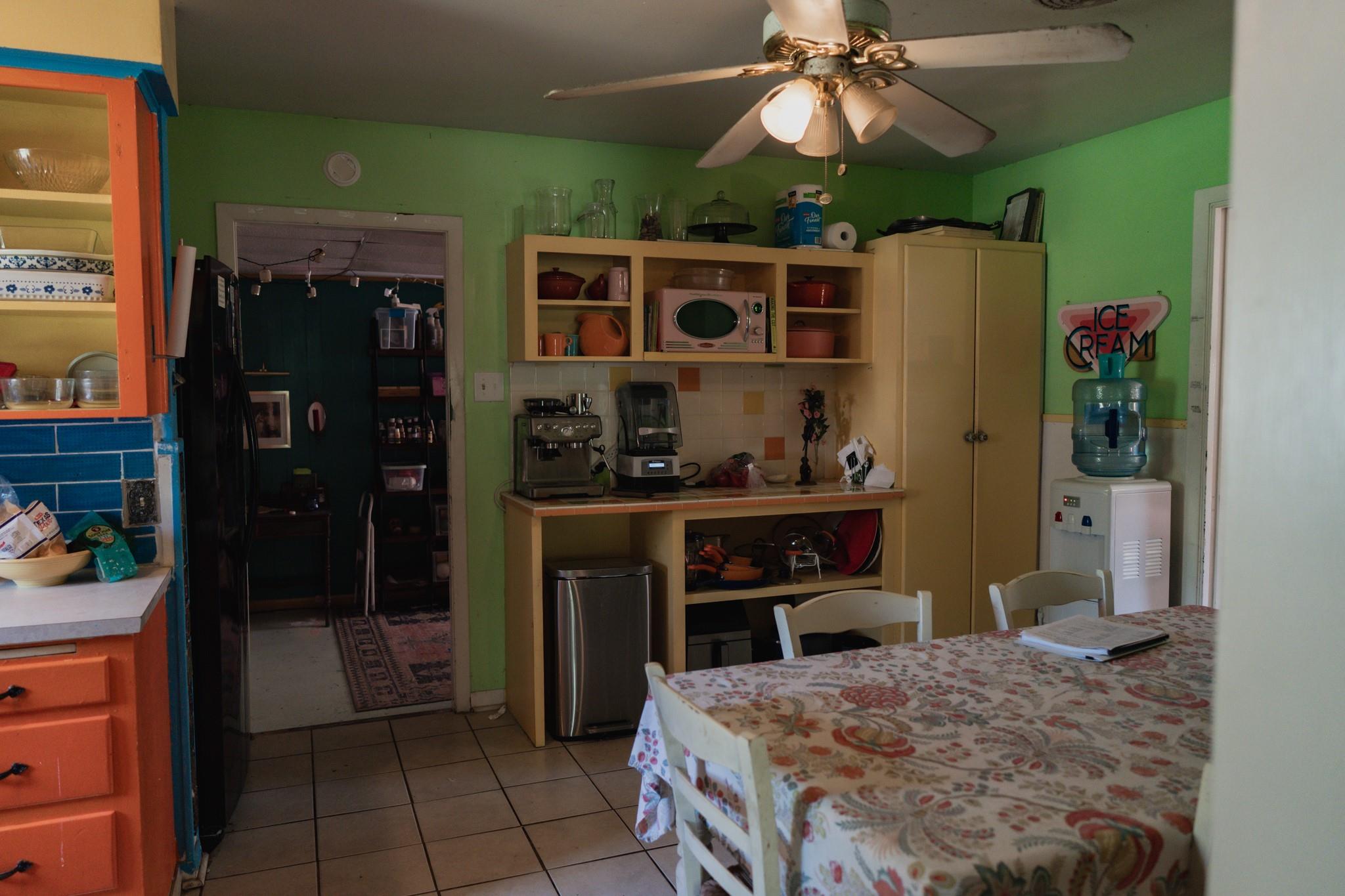 1305 Larkspur Rd, Austin, TX 78758