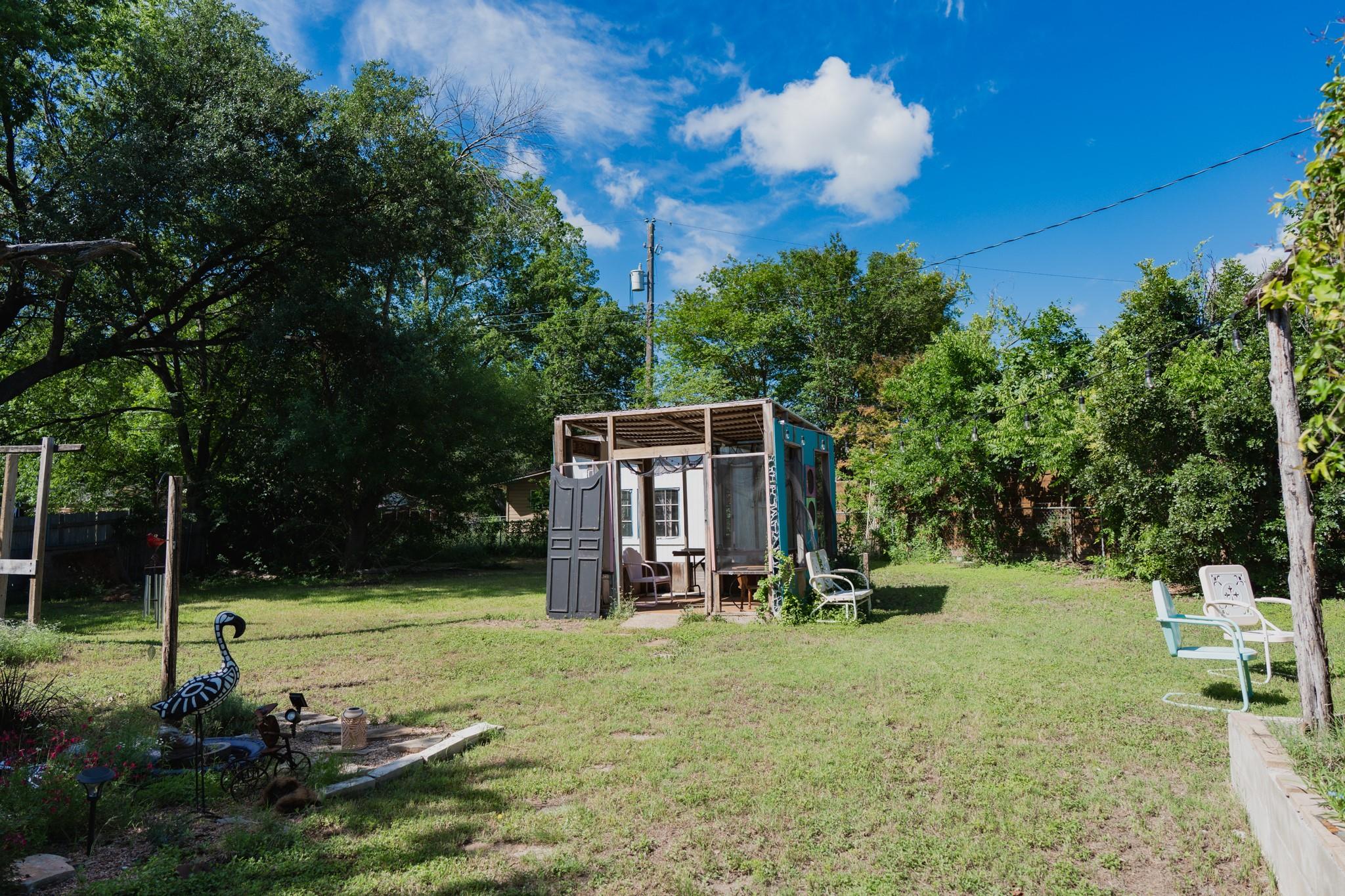 1305 Larkspur Rd, Austin, TX 78758