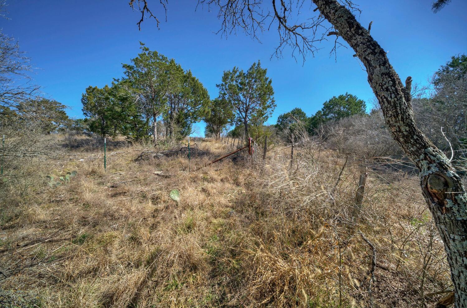 146 Eagle Basin Cir, Spicewood, TX 78669