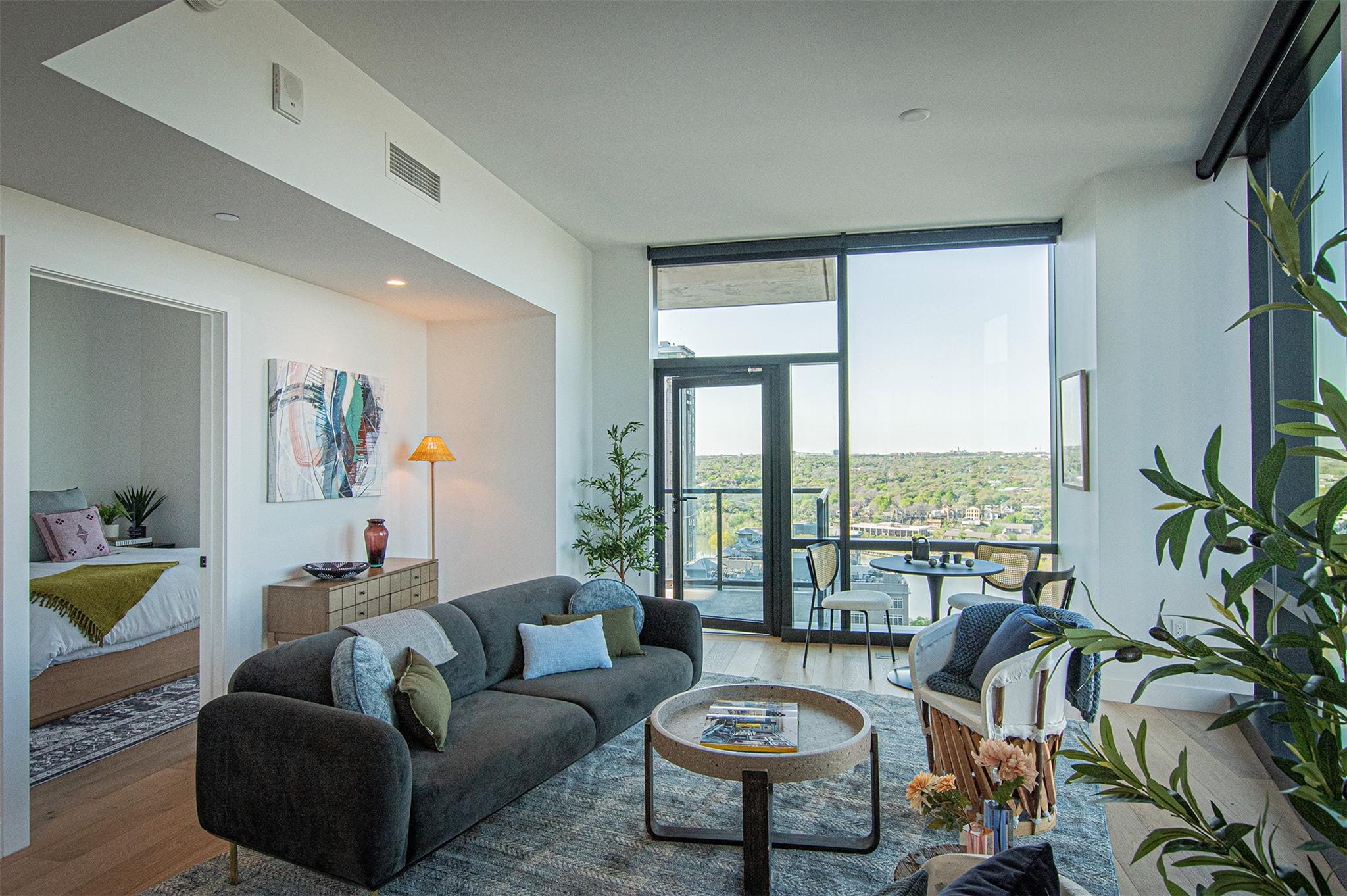 70 Rainey St # 1702, Austin, TX 78701
