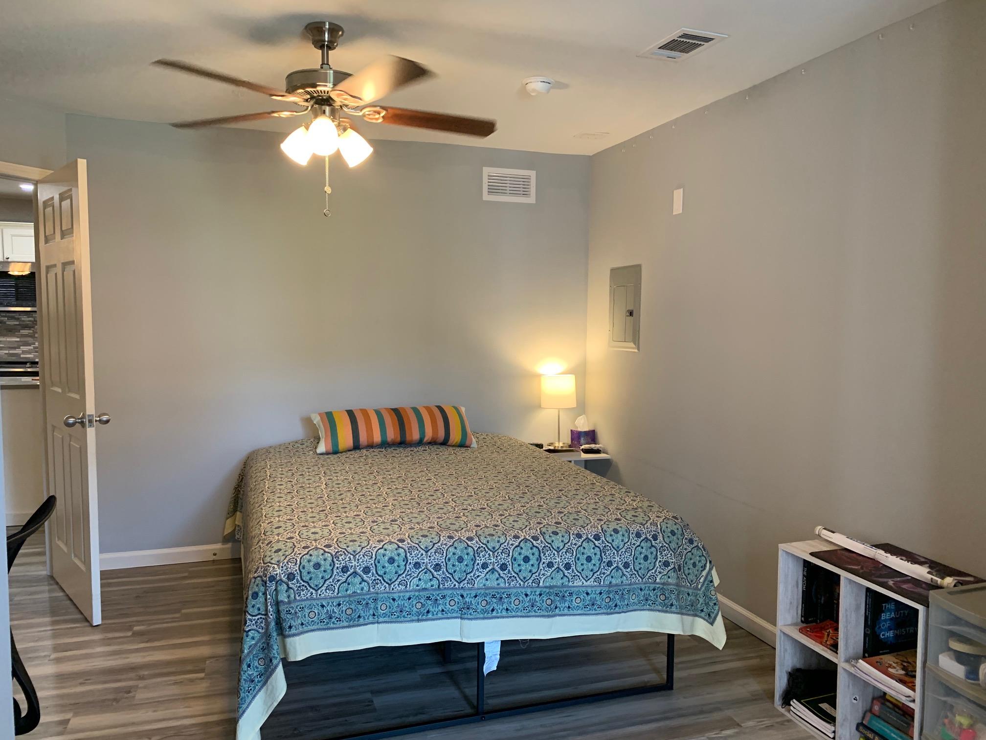 501 W 26th St # 213, Austin, TX 78705