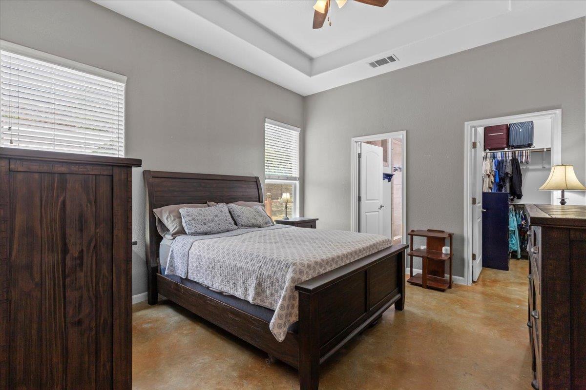 227 Kaelepulu Dr, Bastrop, TX 78602
